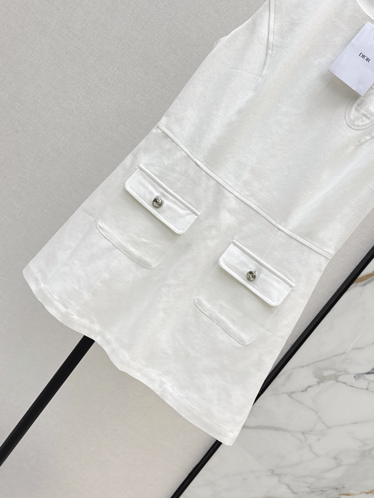 CD 26ss embroidery sleeveless dress