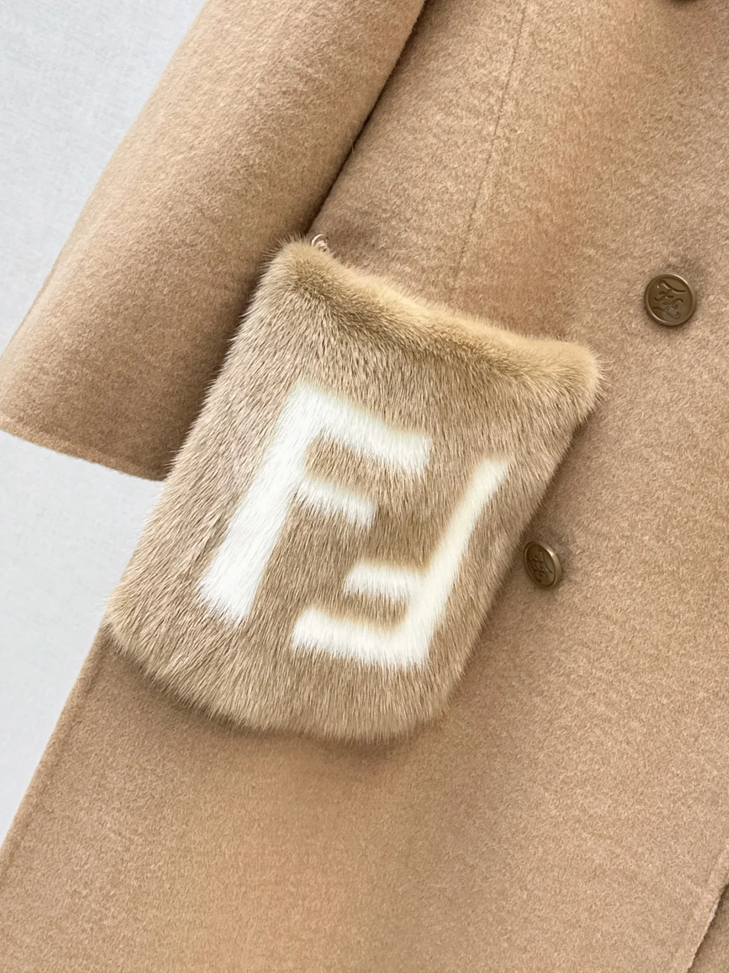 Fend 25fw cashmere overcoats