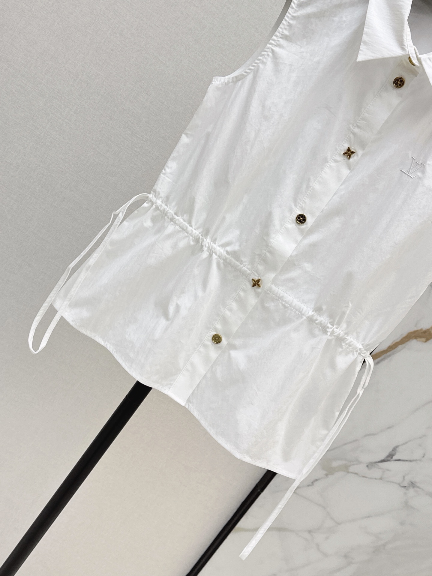 Loui 26ss sleeveless shirt