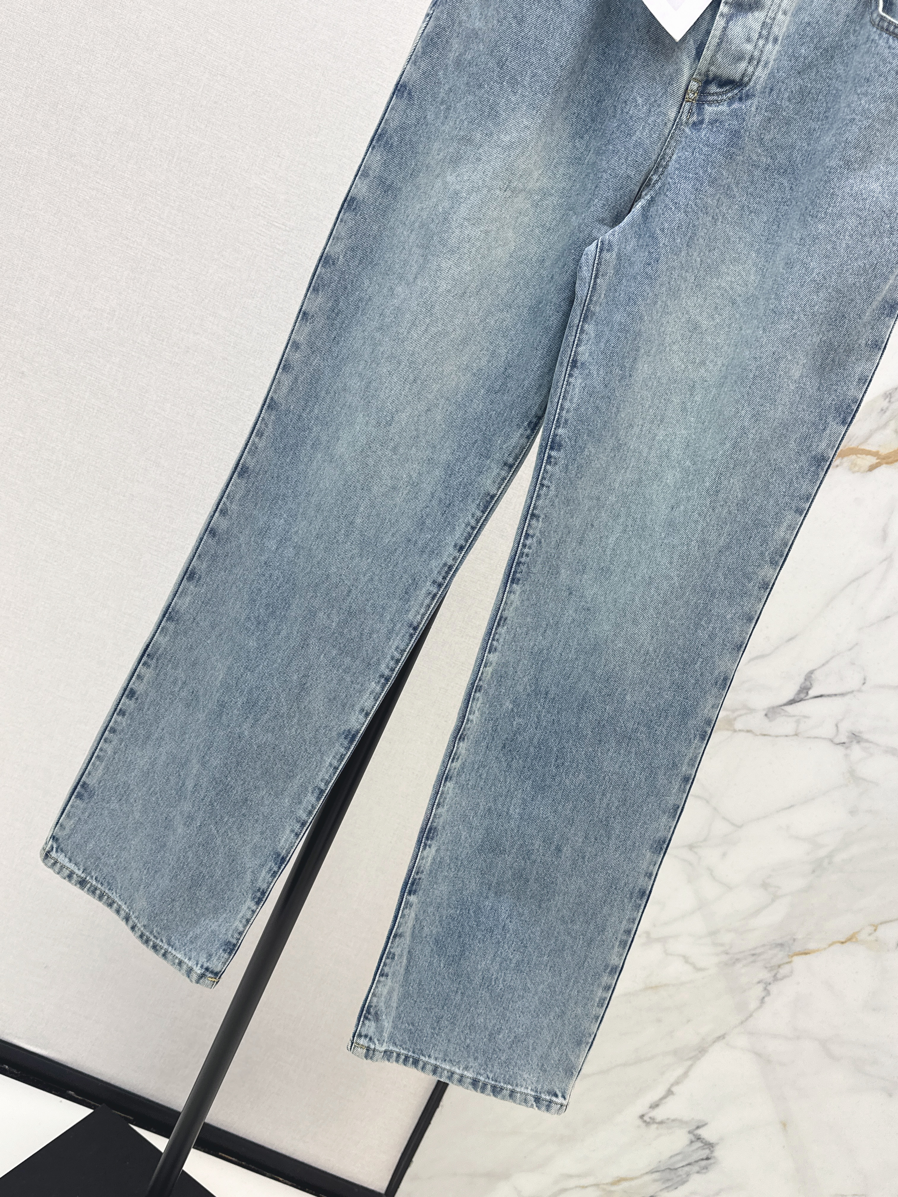 Chan 26ss straight jaens