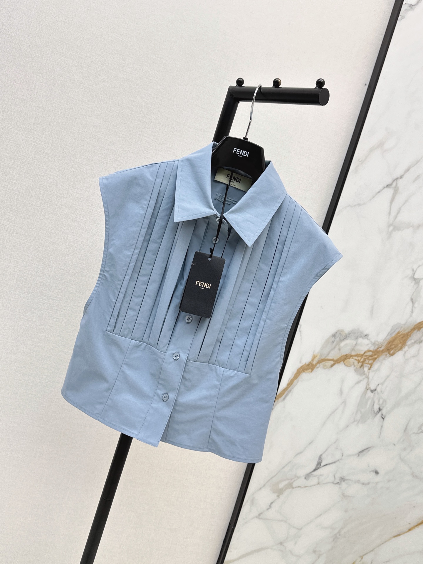 Fen 26ss sleeveless shirt