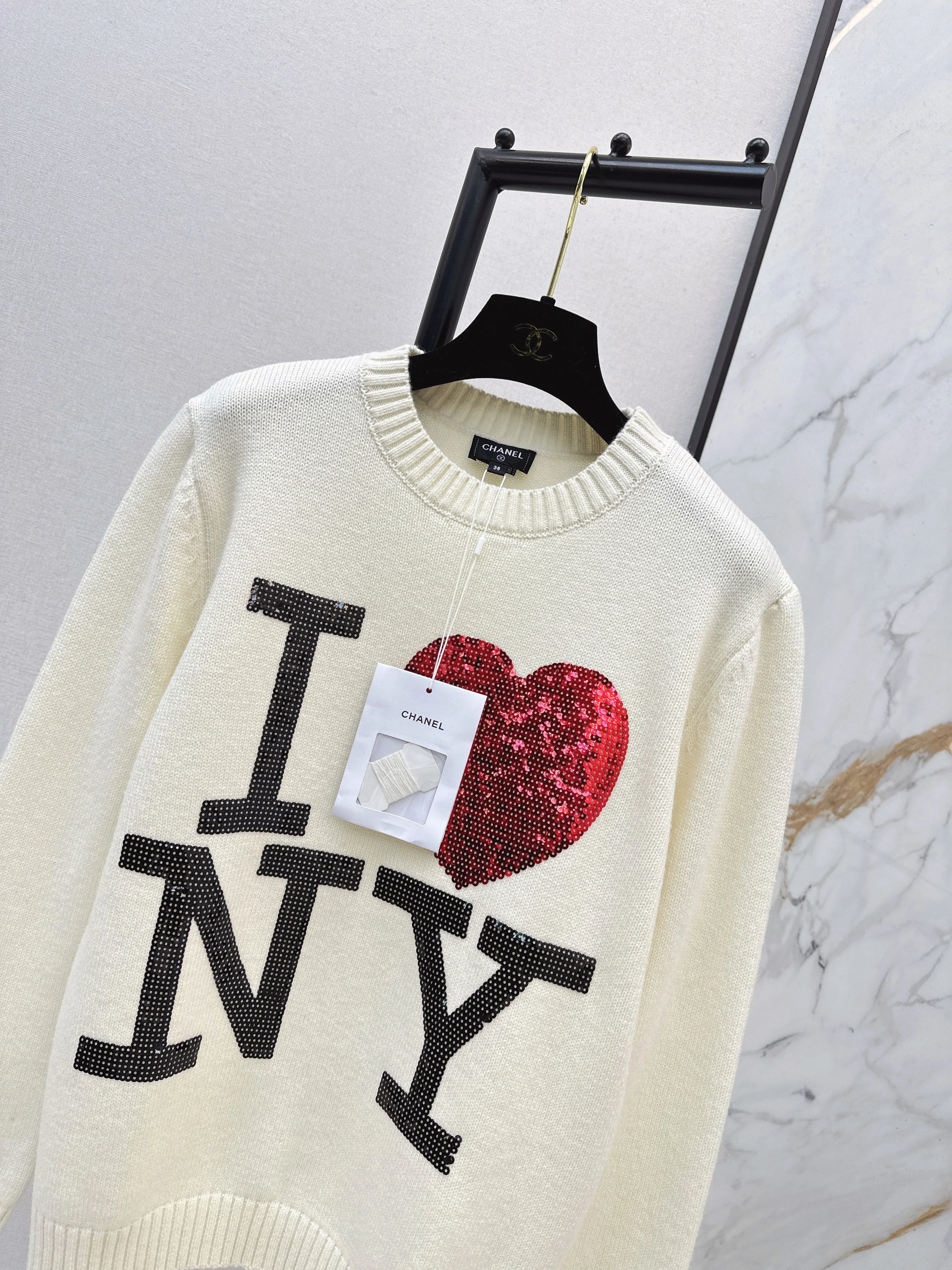 Chan 26ss sequin knit sweater