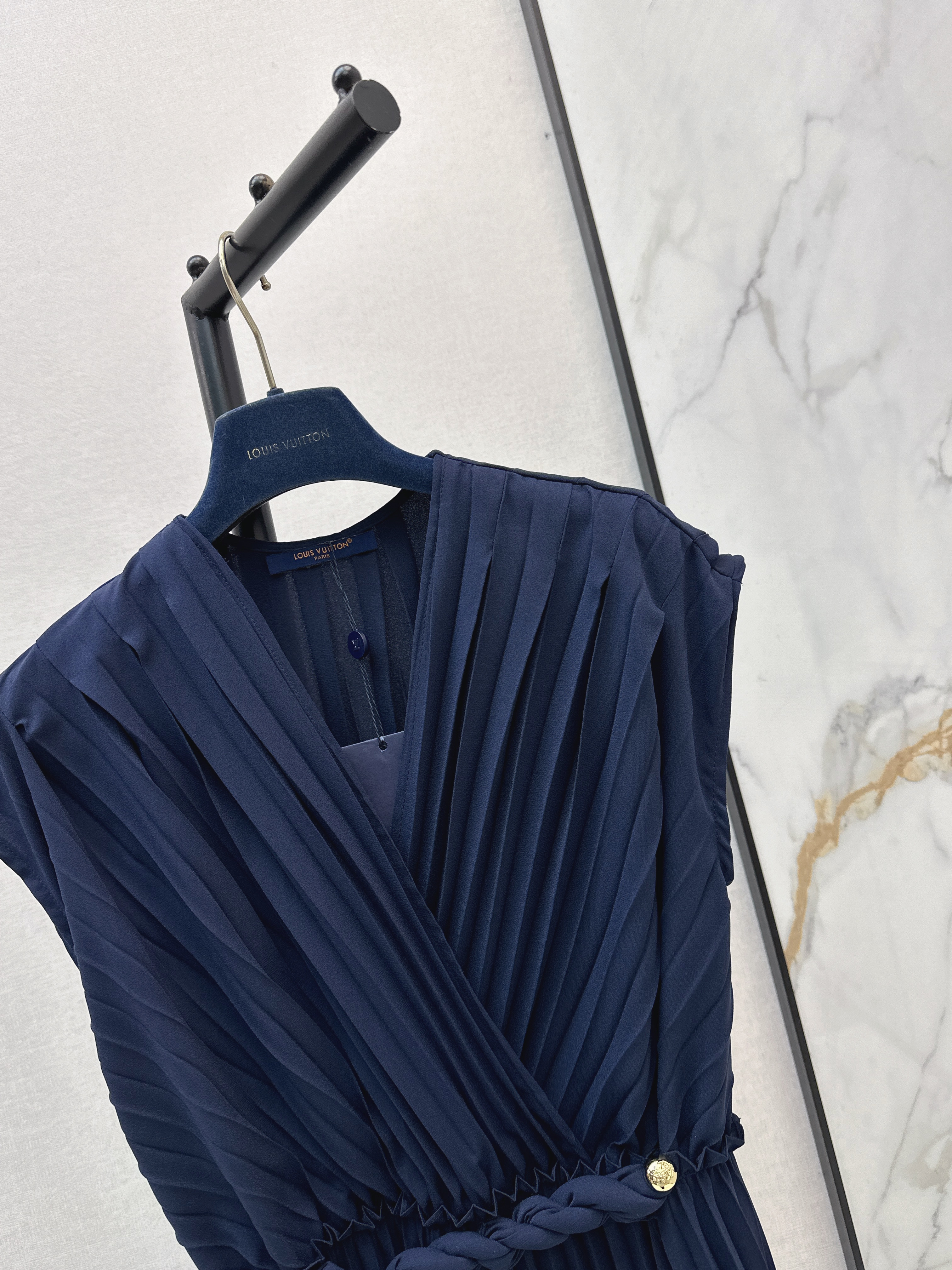 Loui 26ss pleated dress