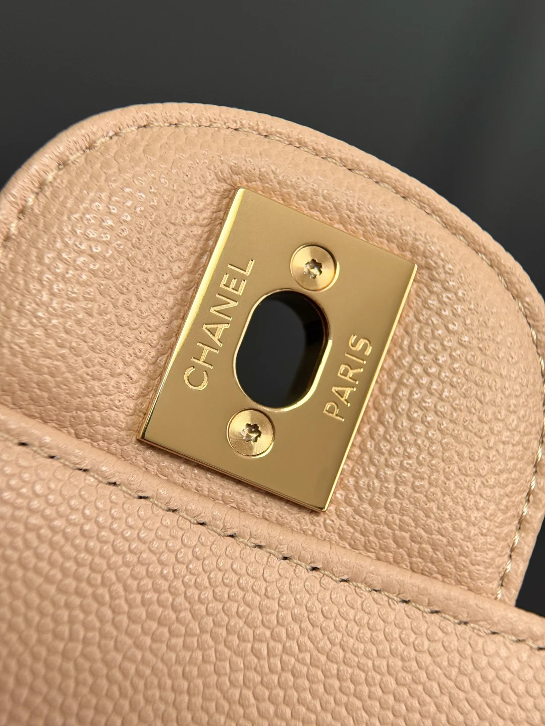 Chan cf25 chain shoulder bag