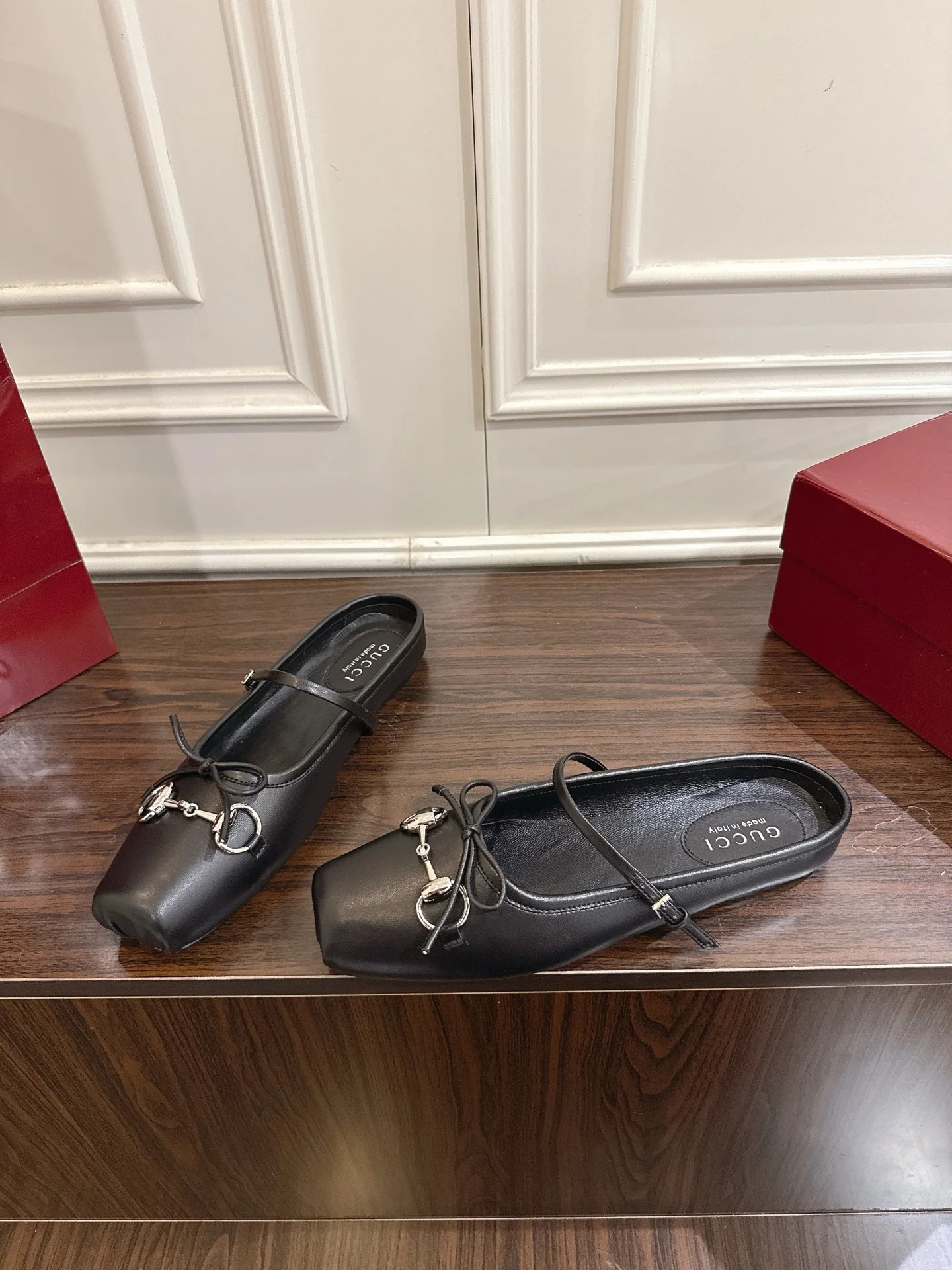 Guc 25fw mules