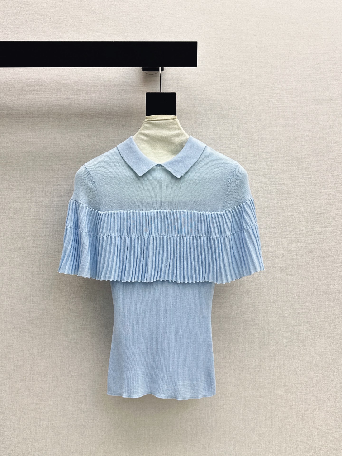 Miu 26ss cape knitswear