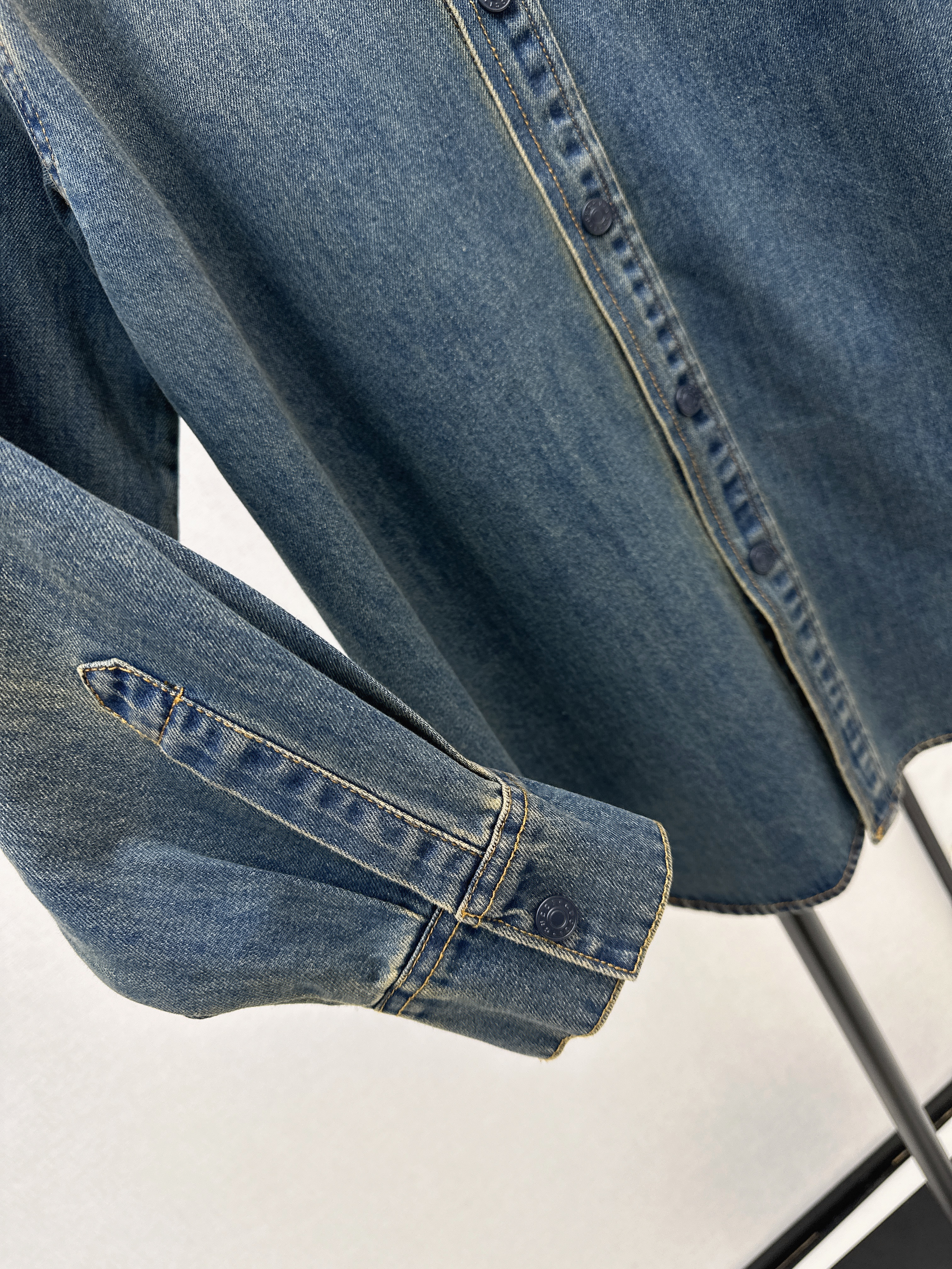 Guc 26ss denim shirt