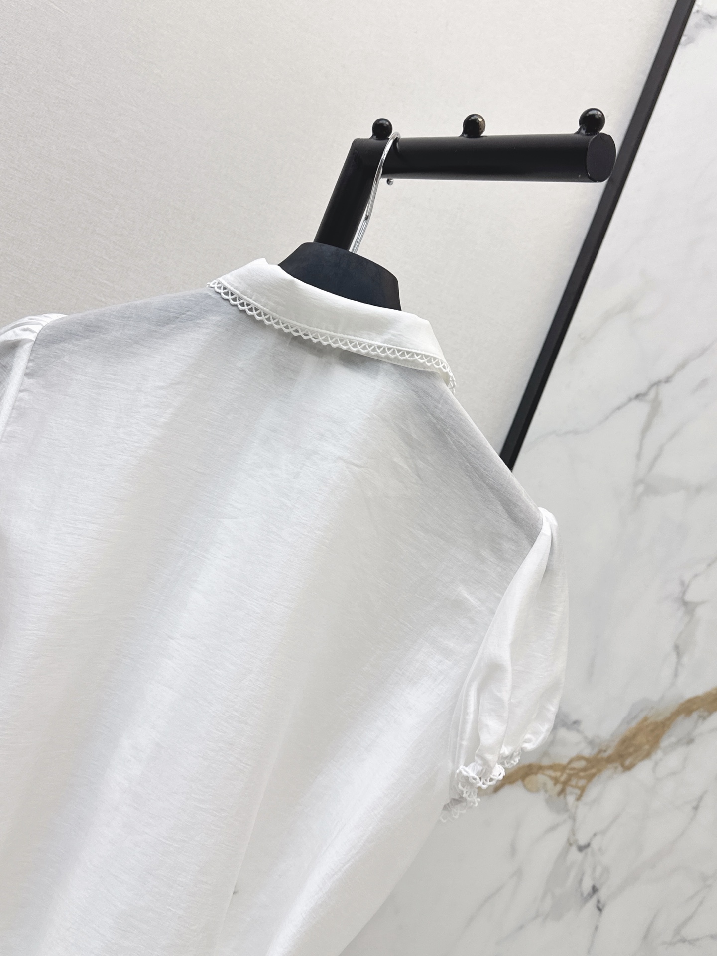 CD 26ss lace trim shirt