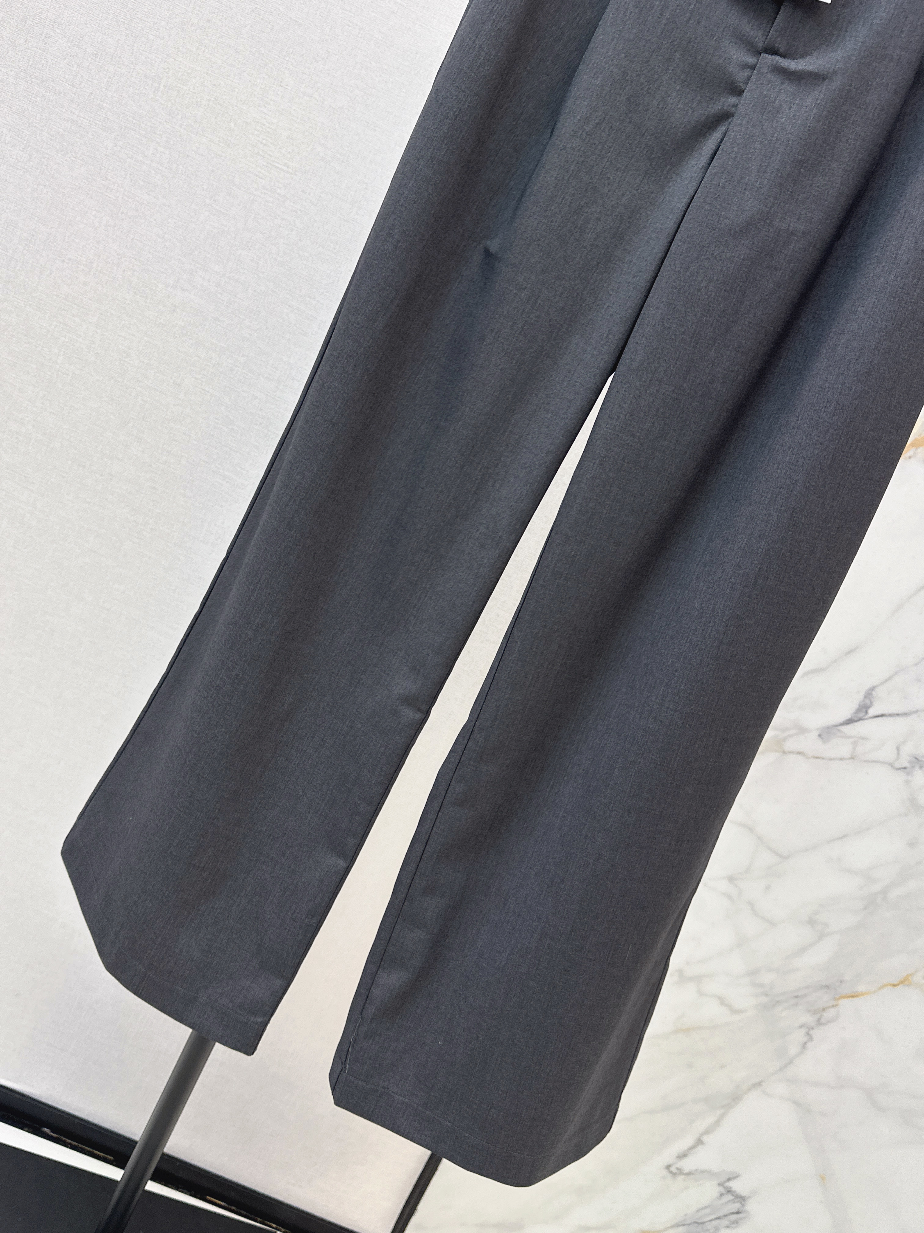 Chan 26ss contract lace pants