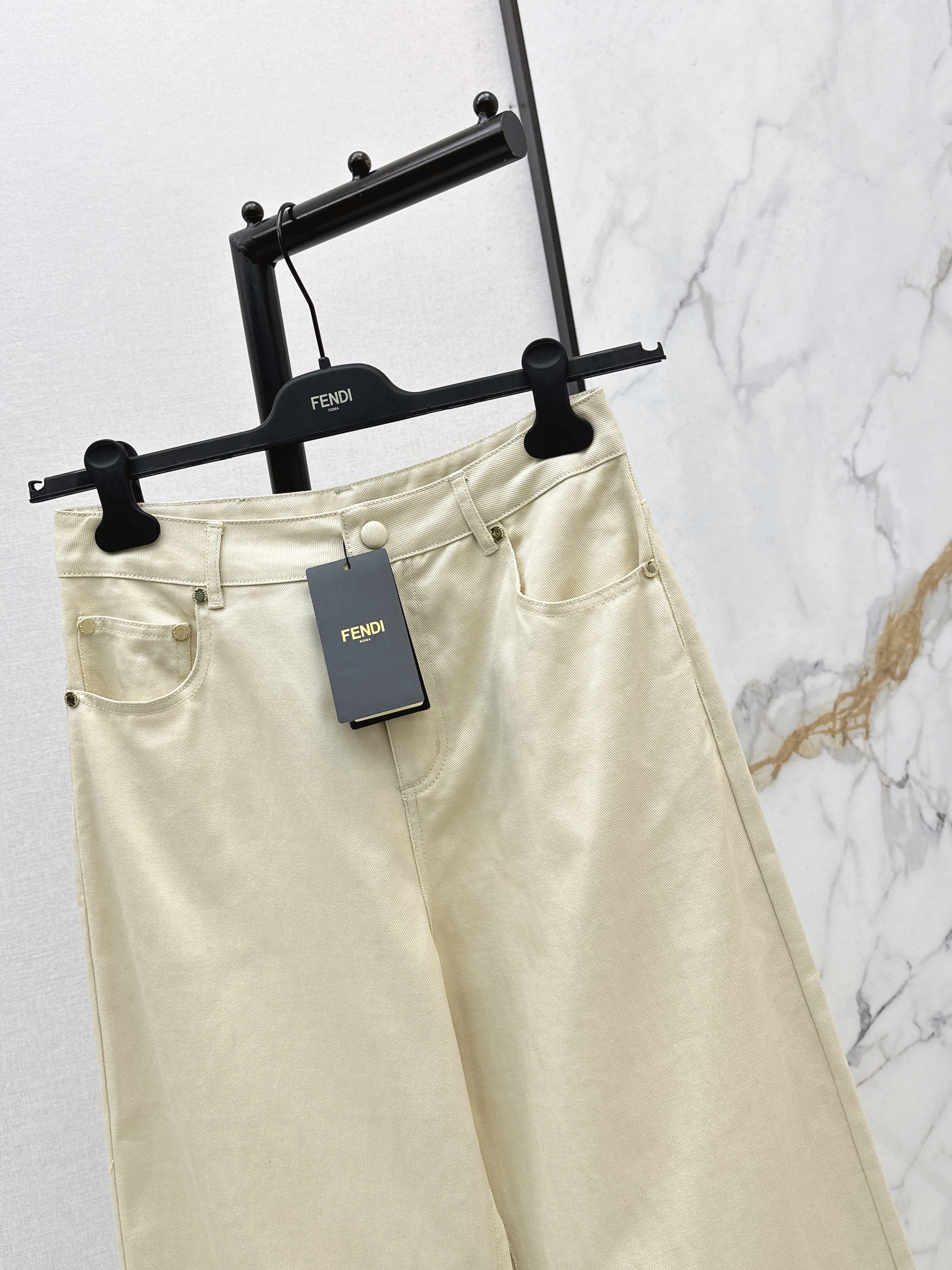 Fen 26ss straight jeans