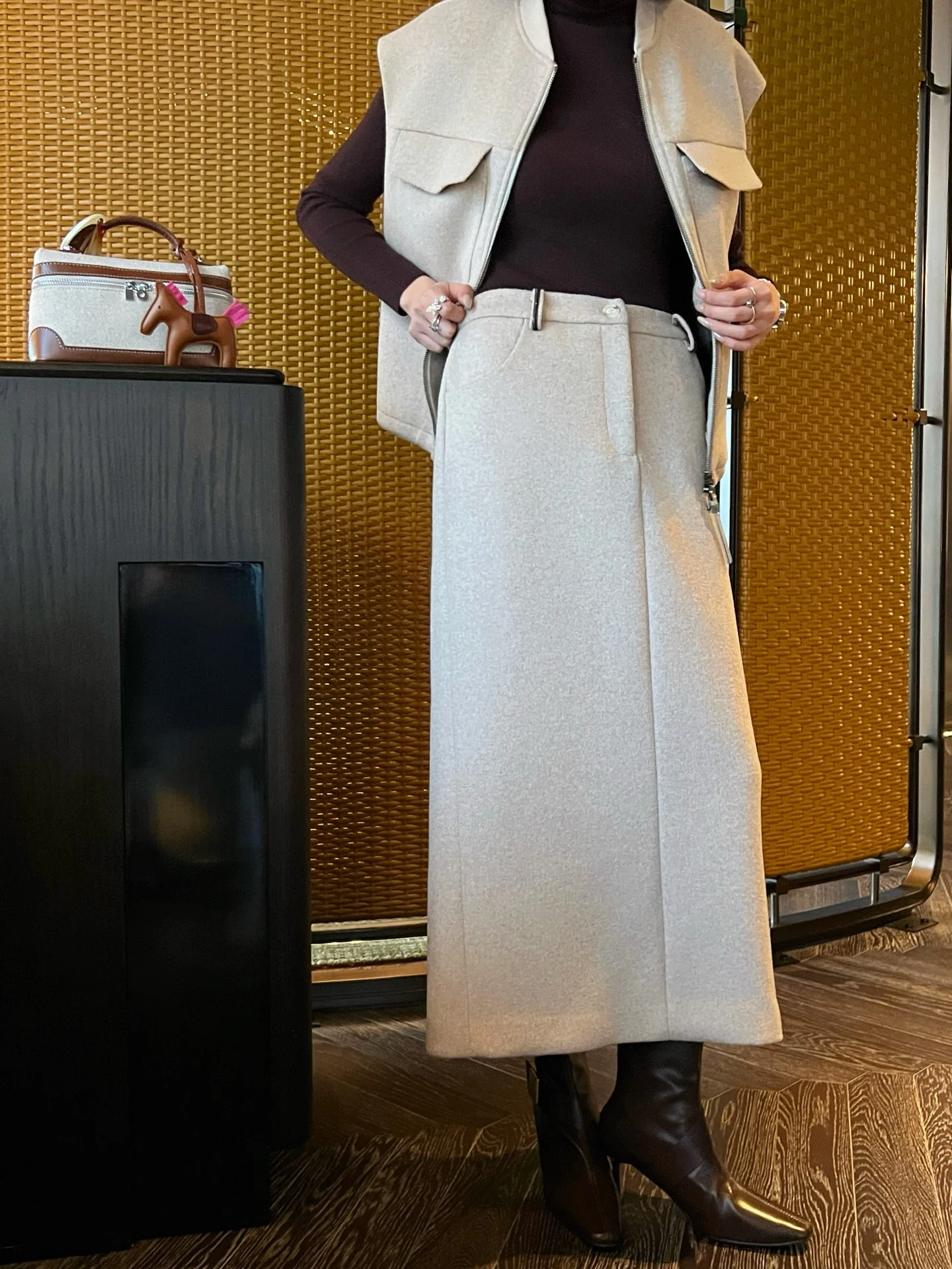 Brun 25fw woolen skirt