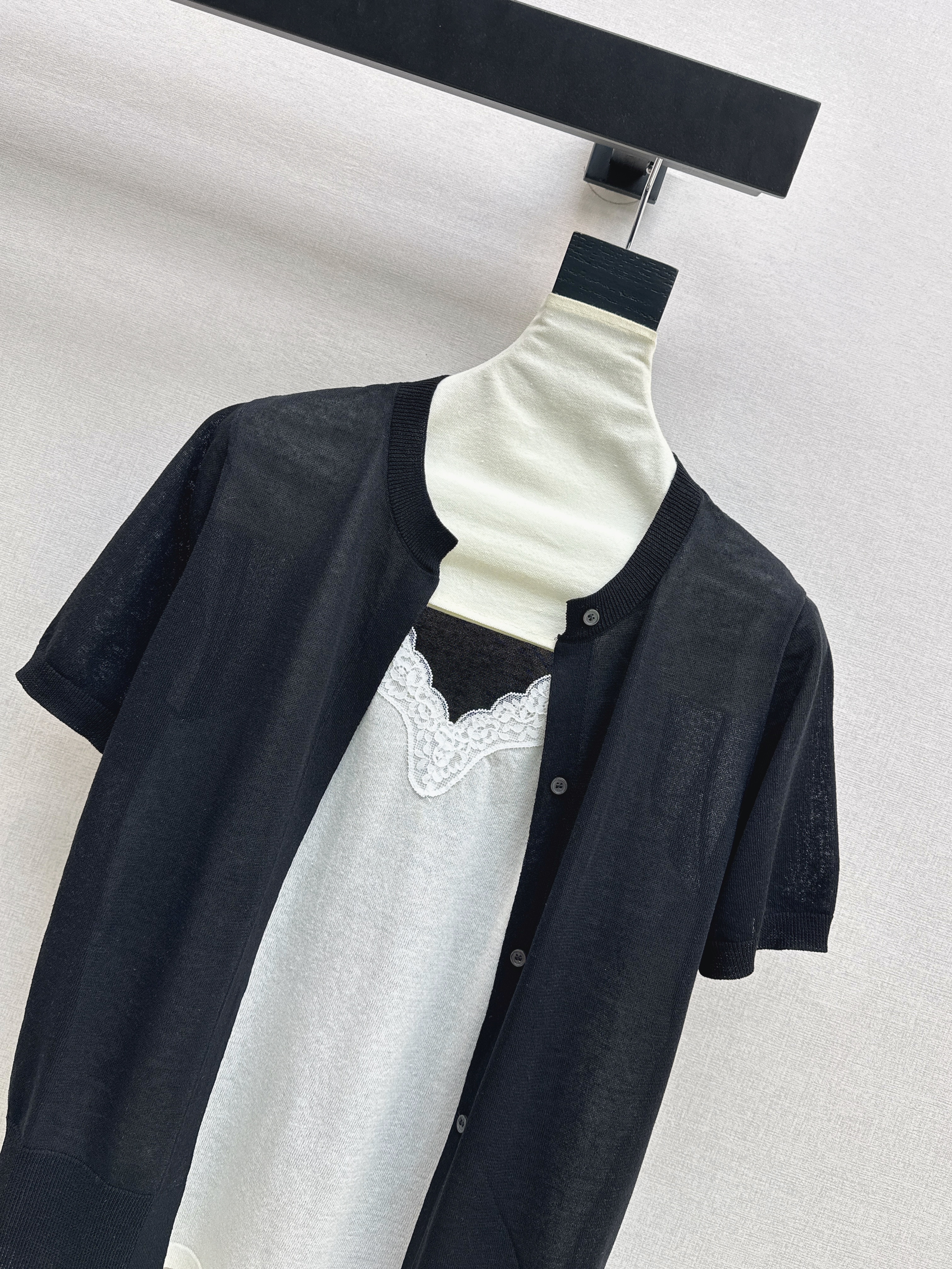 ES 26ss 2in1 knit sweater
