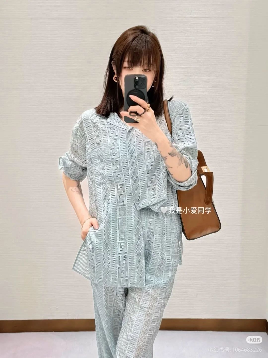 Fen 26ss hollow shirt