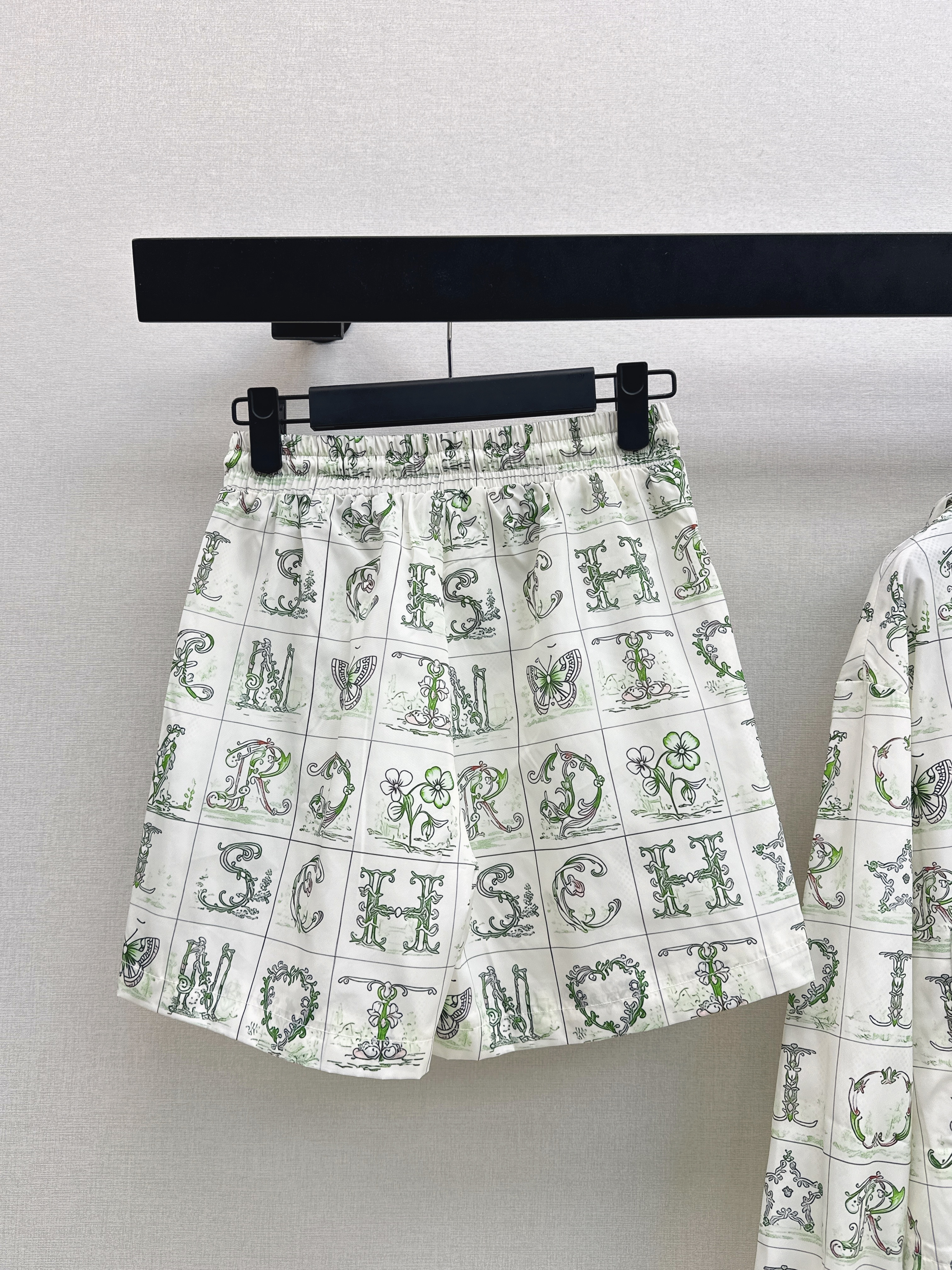 CD 26ss print outfit sets