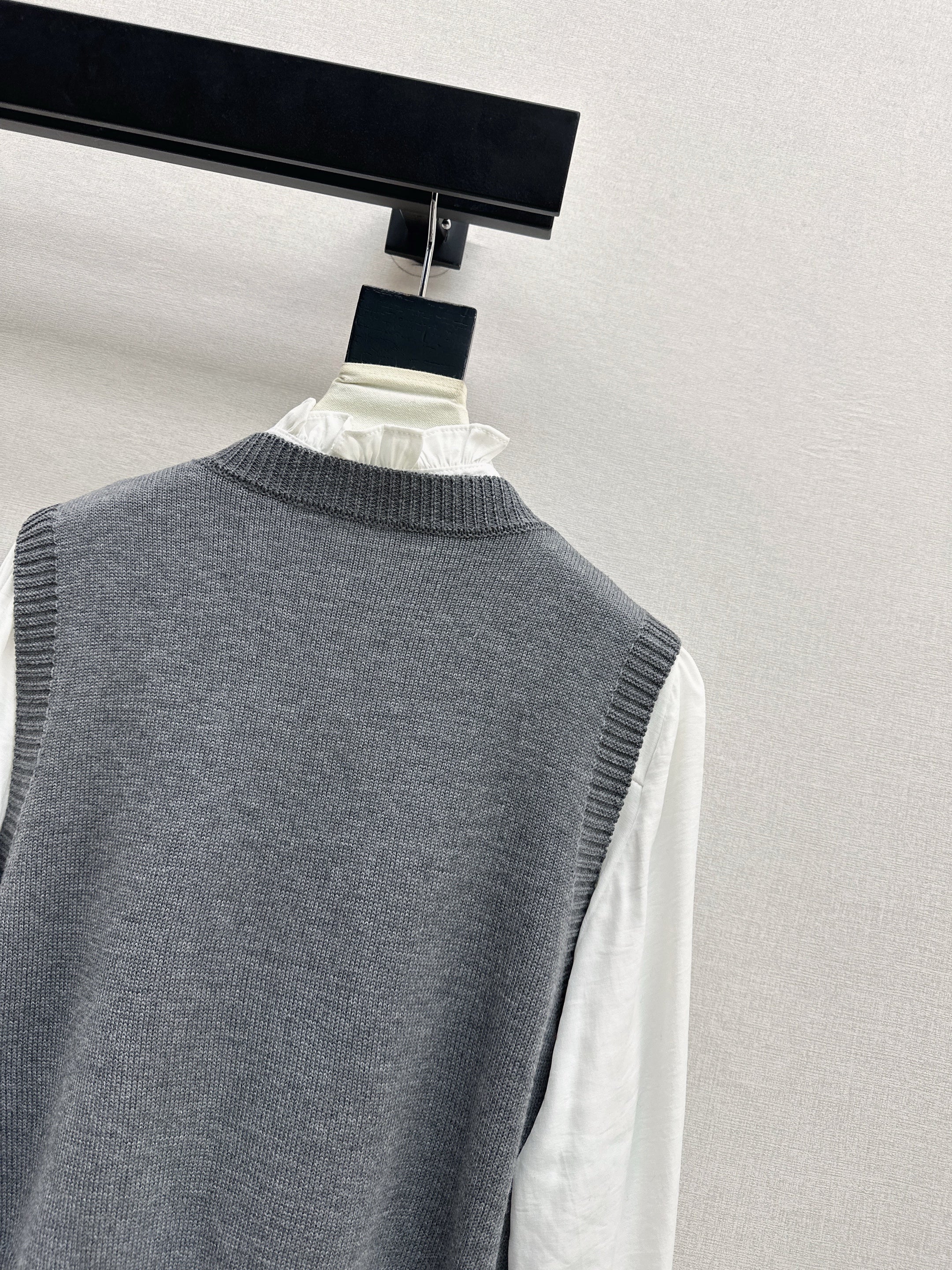 Chan 26ss elegant shirts knit vest
