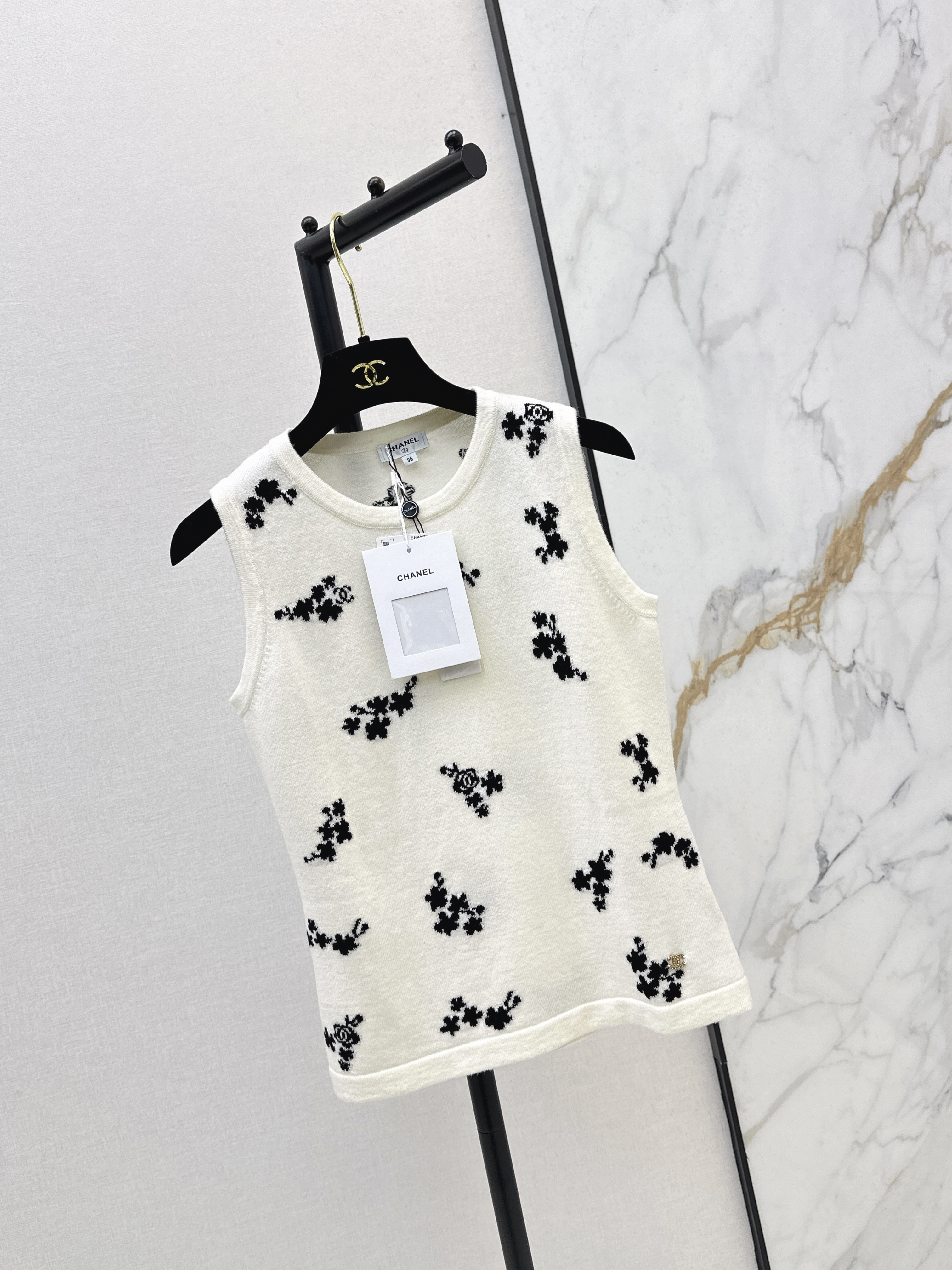 Chan 26ss embroidery knit vest