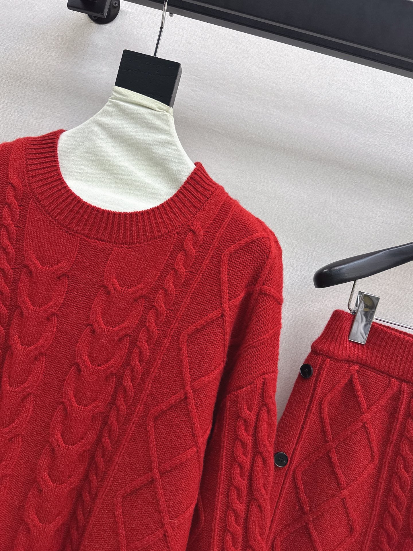 Max 26ss outfit sets sweater skirts
