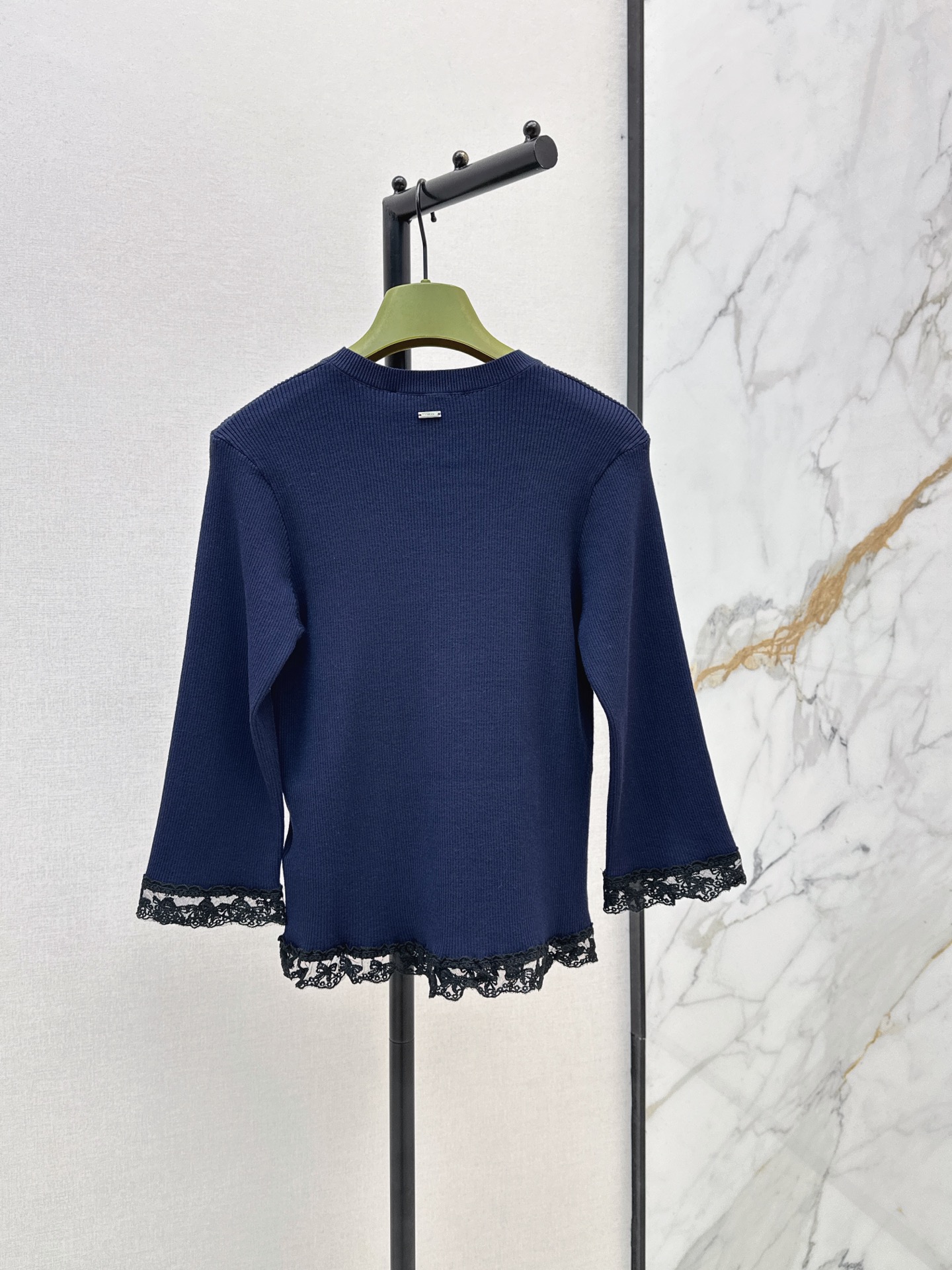 Guc 26ss lace contact knit top