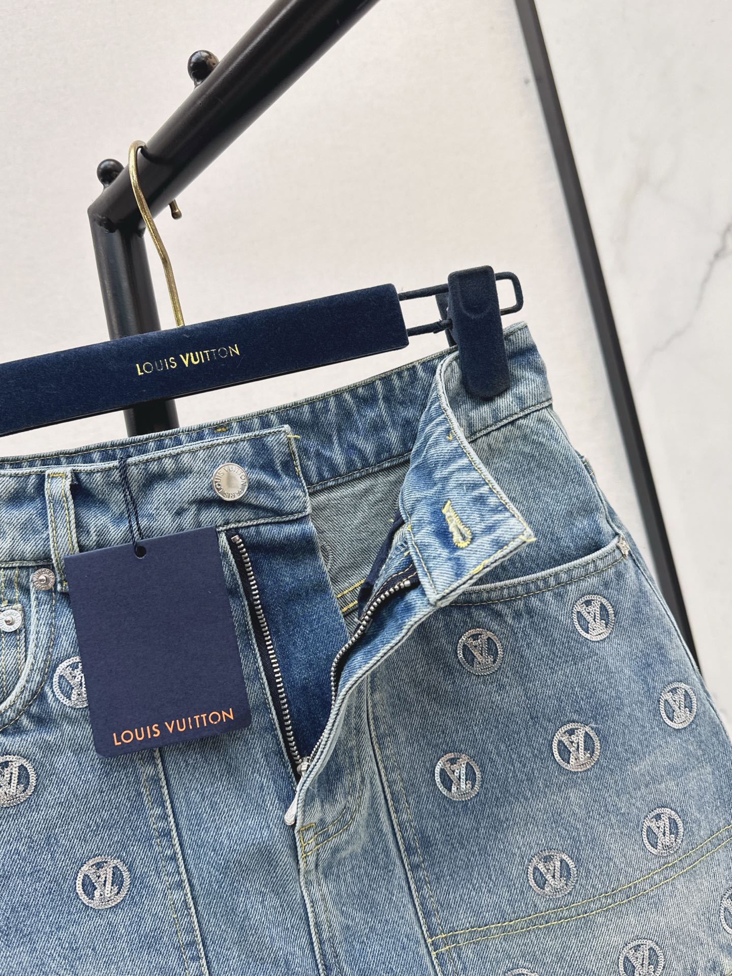 Louis 25fw embroidery denim skirts coin sequins