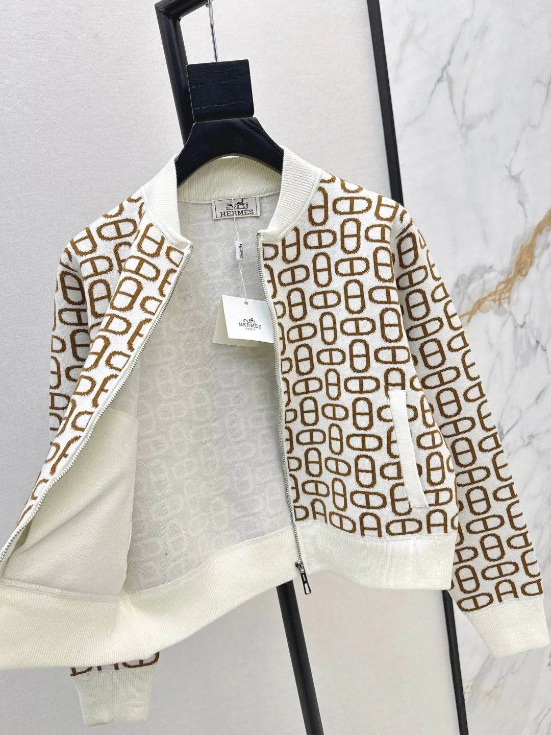 Her 25fw jacquard jakcet