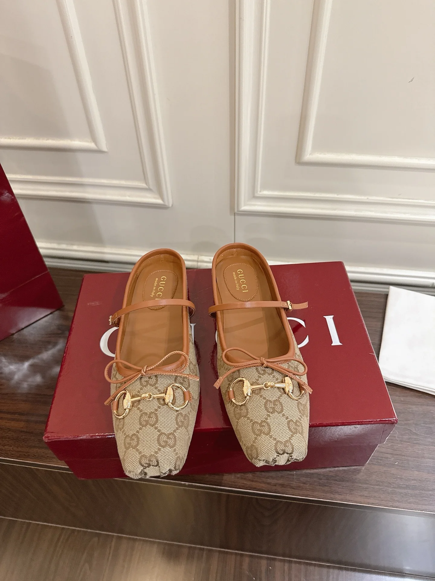 Guc 25fw mules