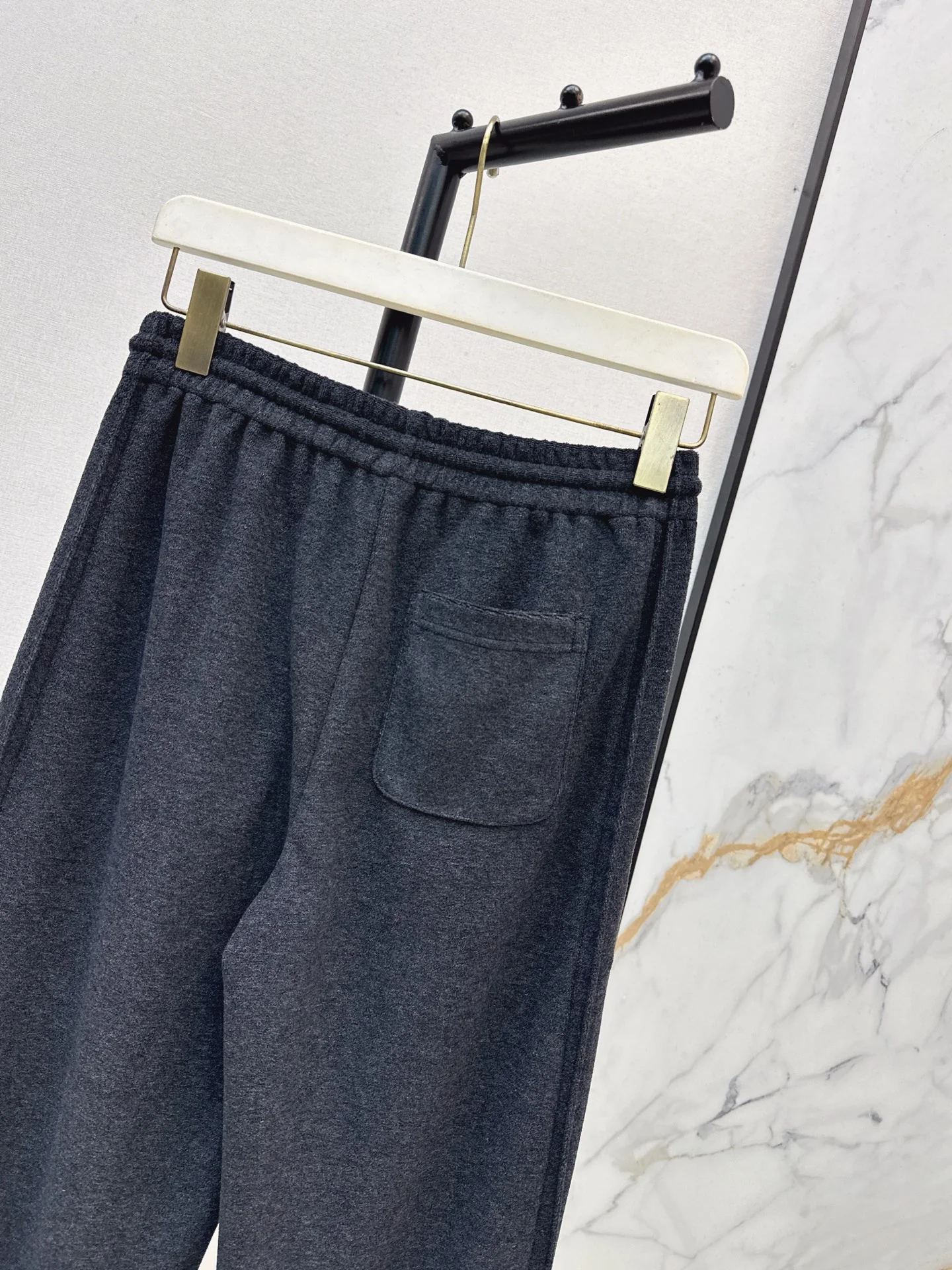 Loe 25fw wide pants