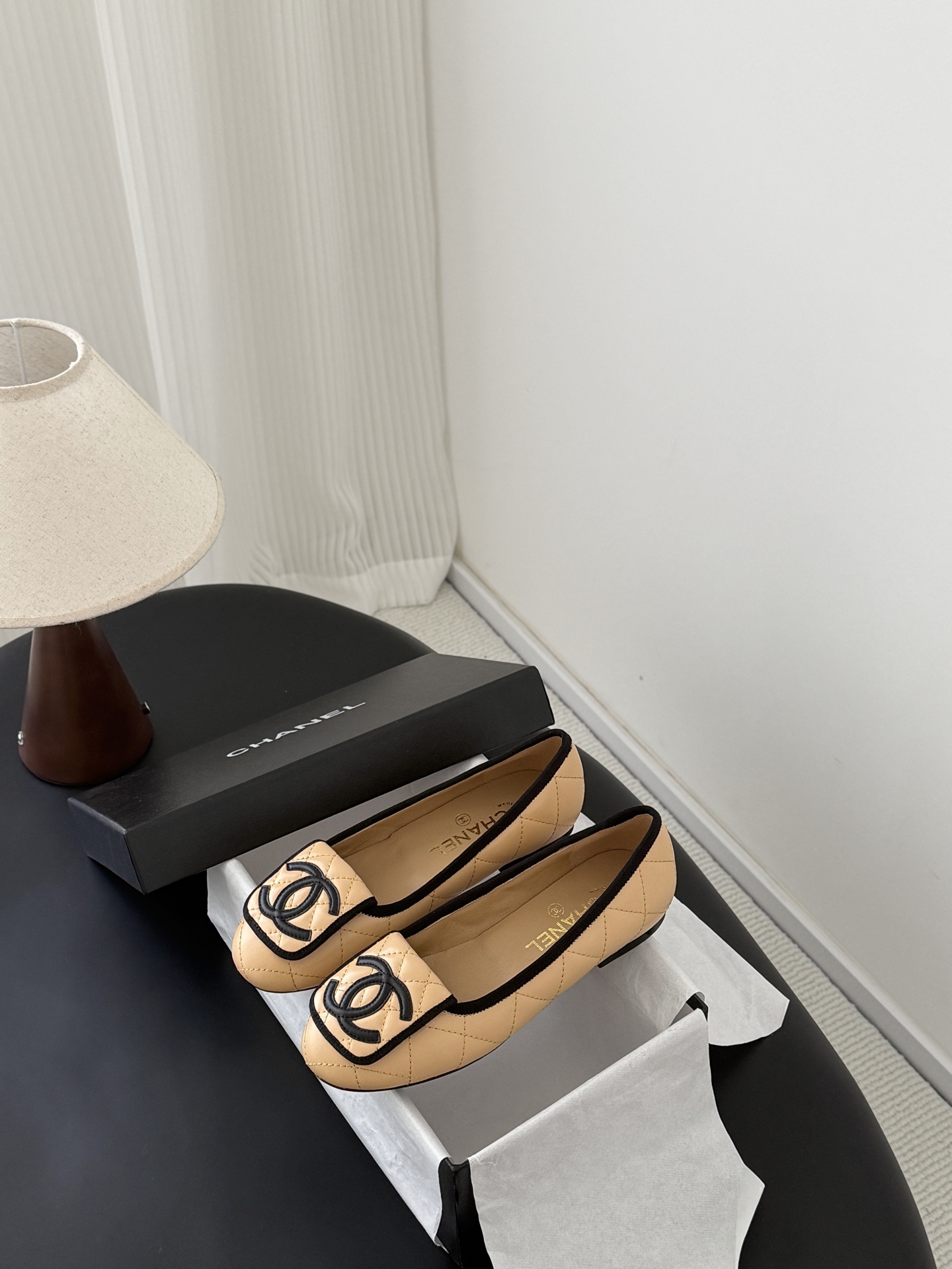 Chan 26C ballet flats