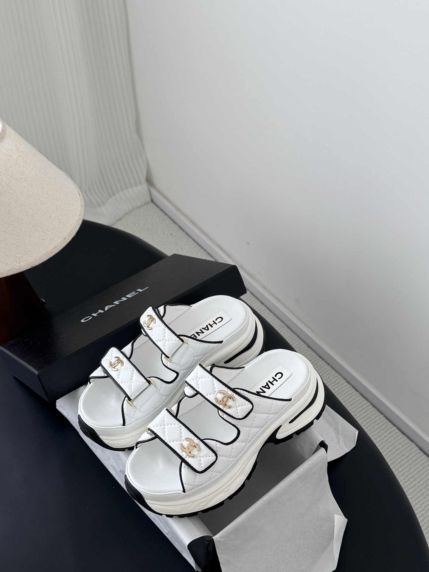 Chan 26ss velcro slippers