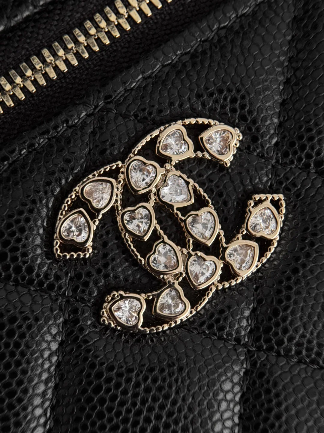 Chan 25P LP heart diamond shoulder bage