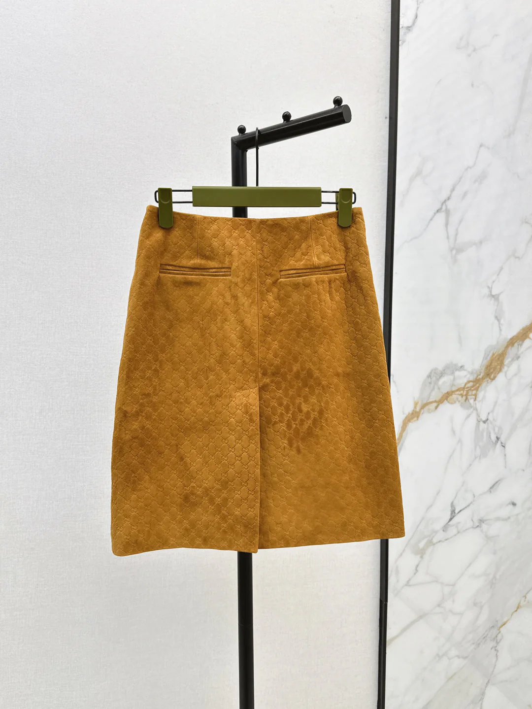 Guc 25fw suede skirt