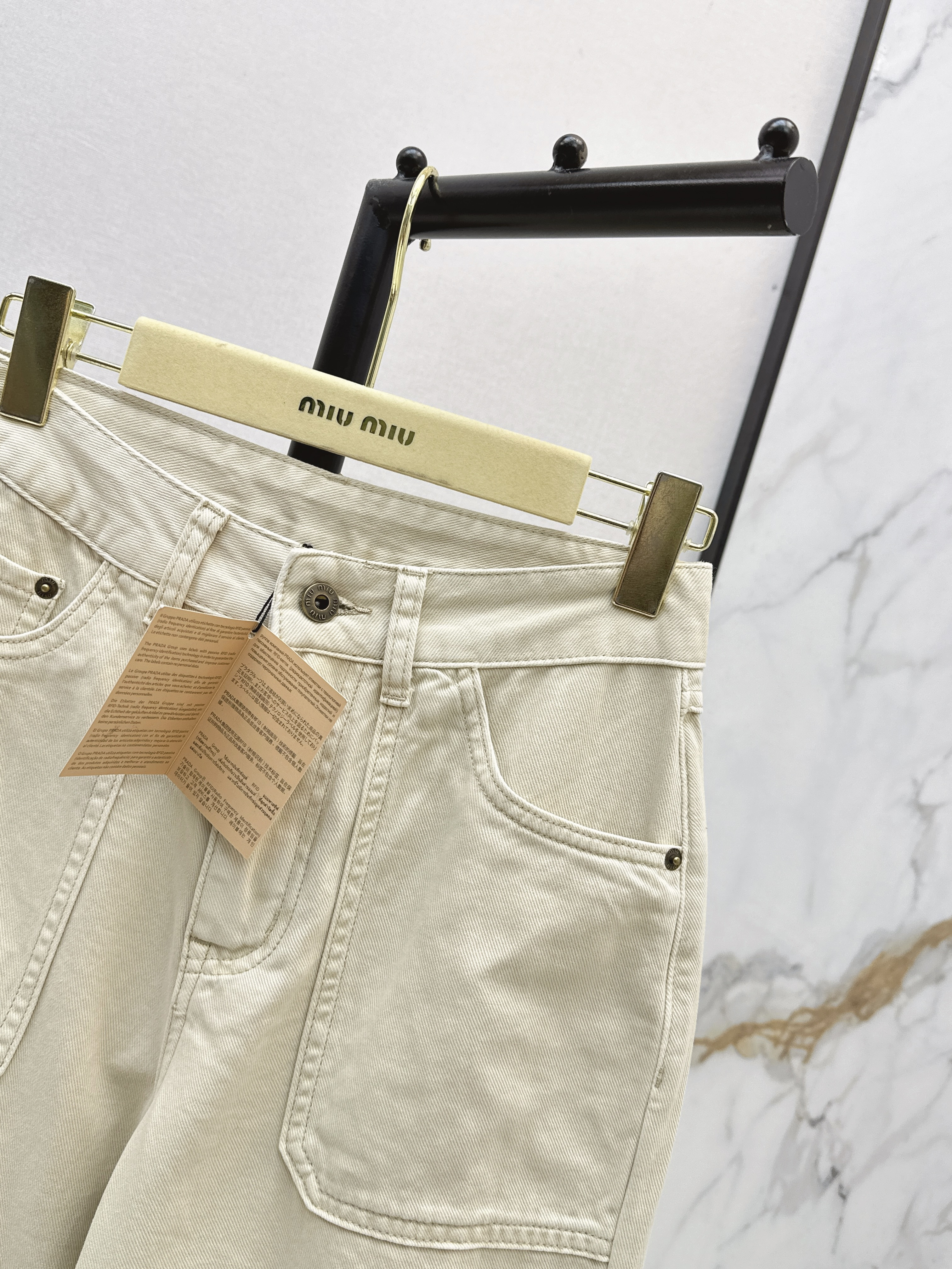 Miu 26ss straight-leg jeans