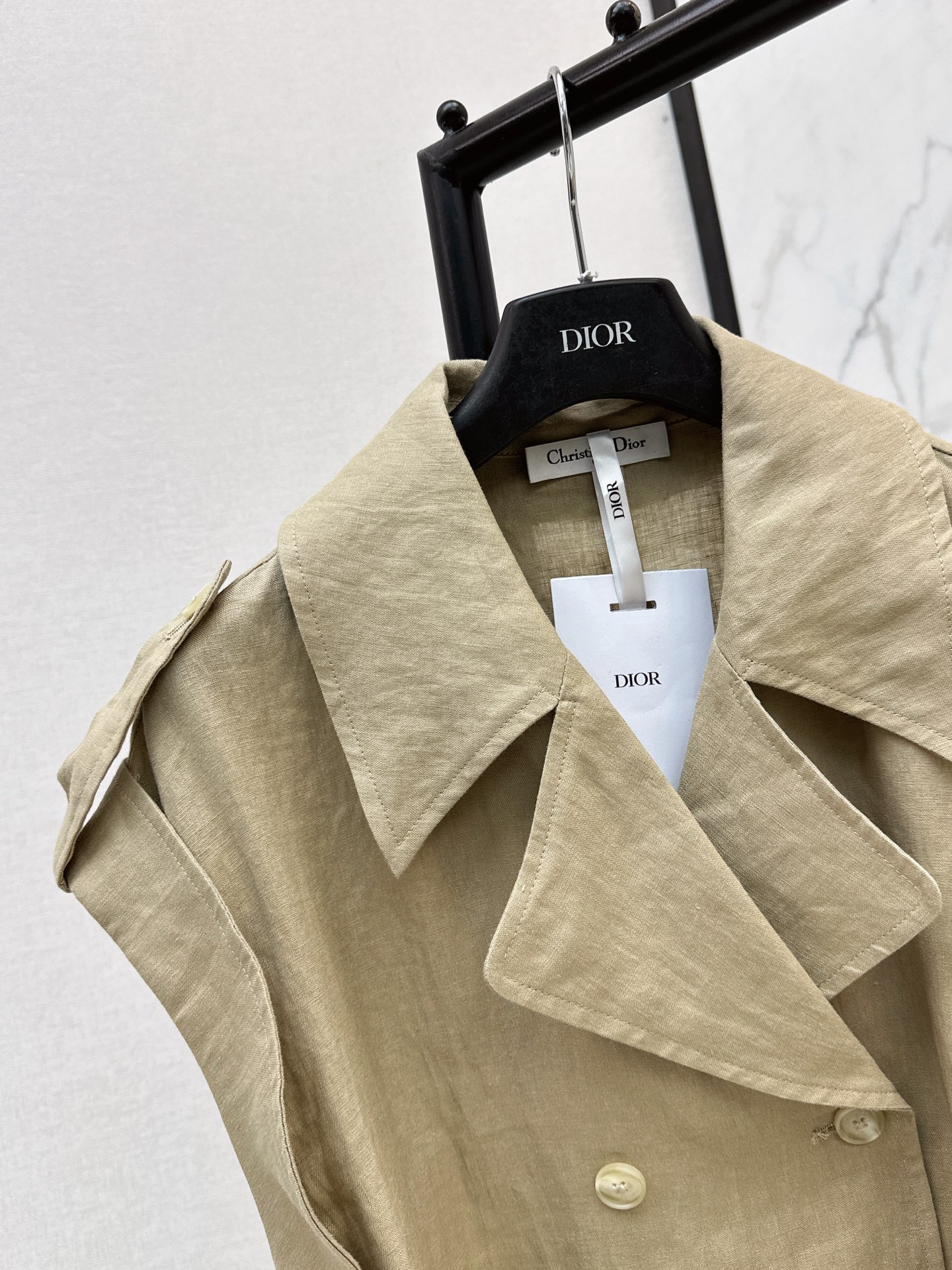 CD 26ss sleeveless belted shirt