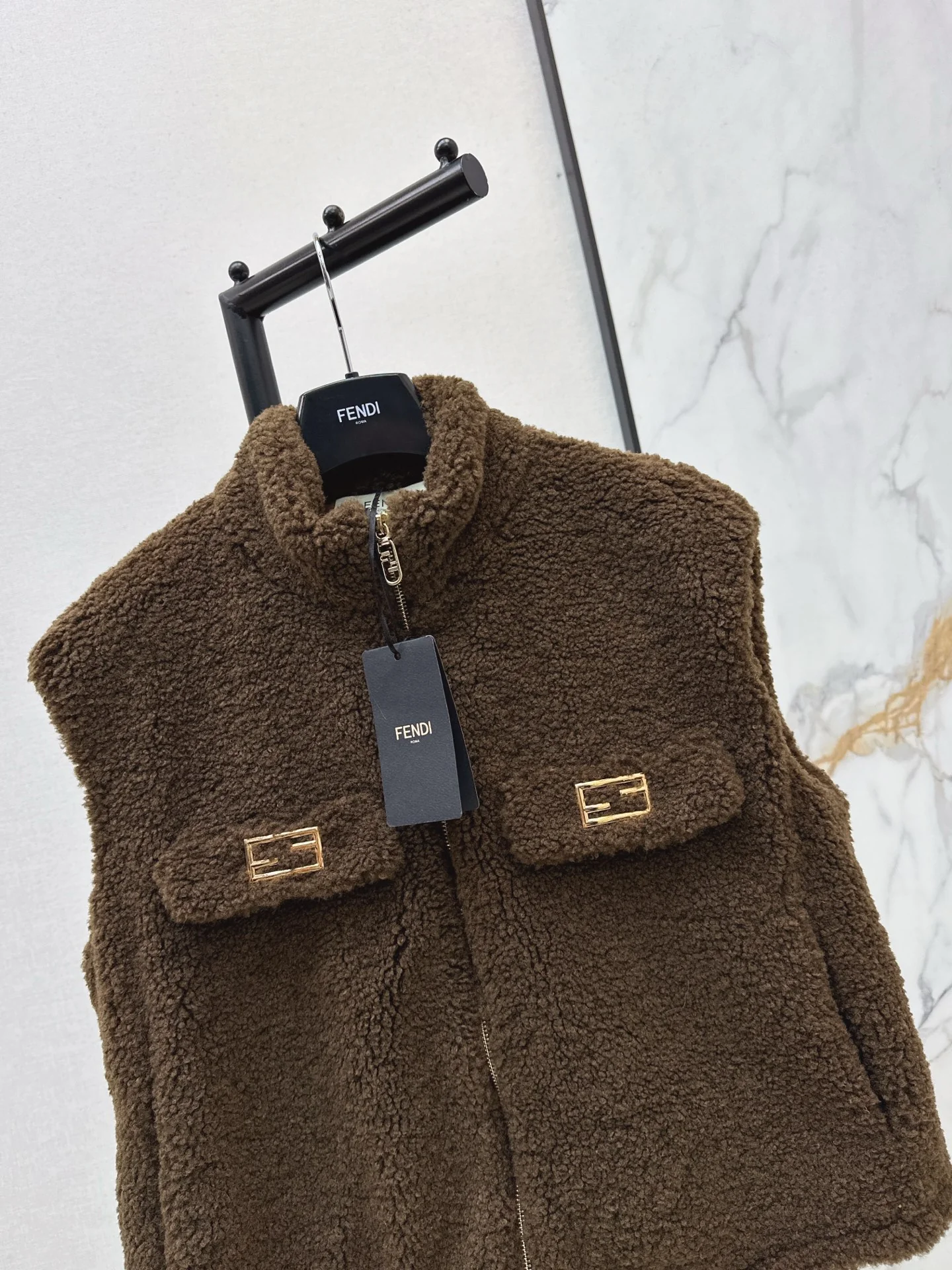 Fend 25fw fleece vest jacket