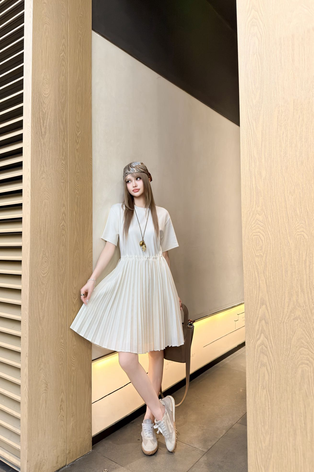 Monc 26ss contact pleated dress