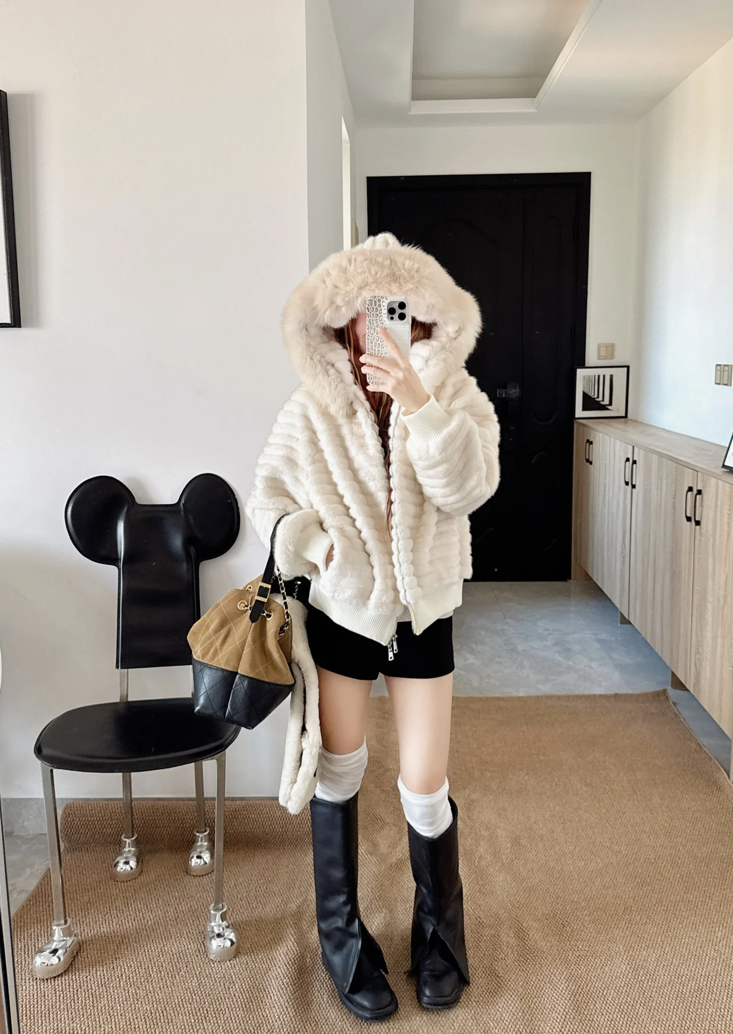 Fend 26ss fur coats
