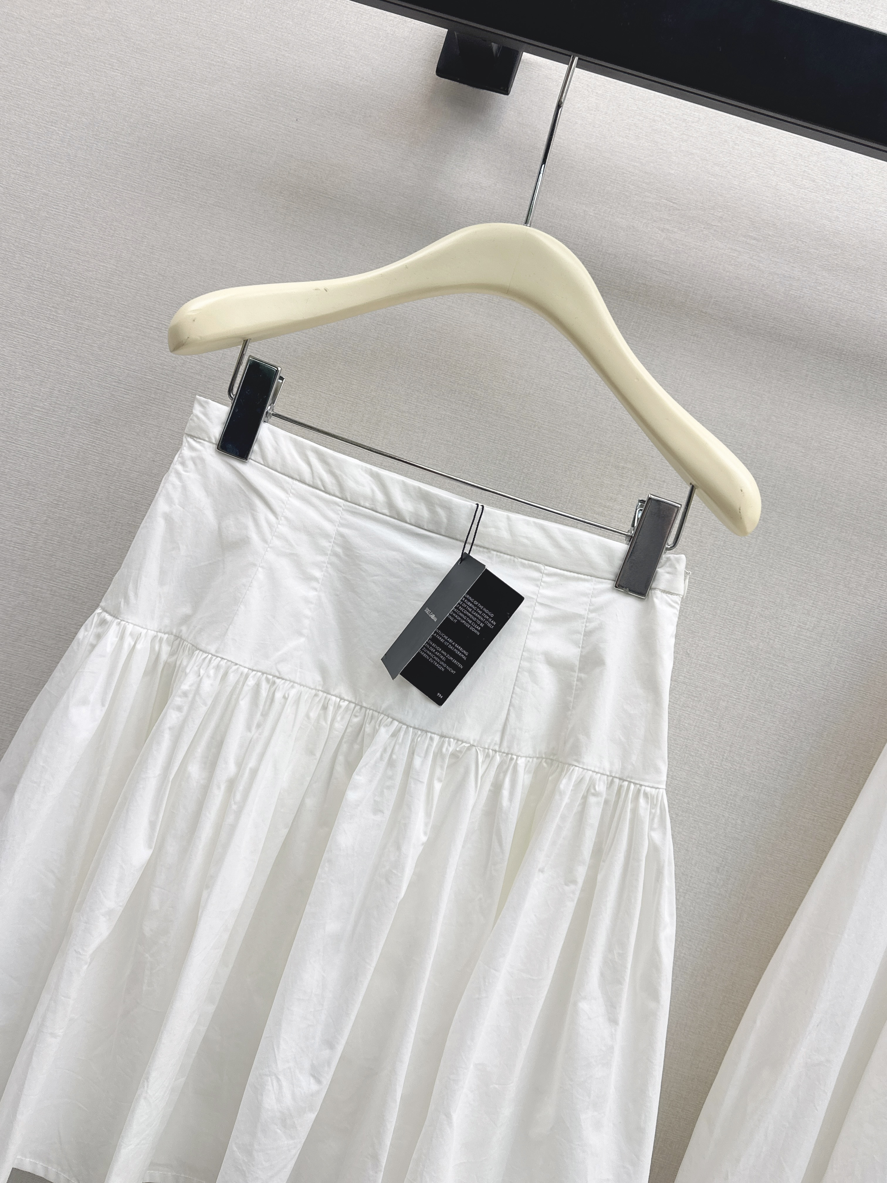 Dolc 26ss pleated skirt