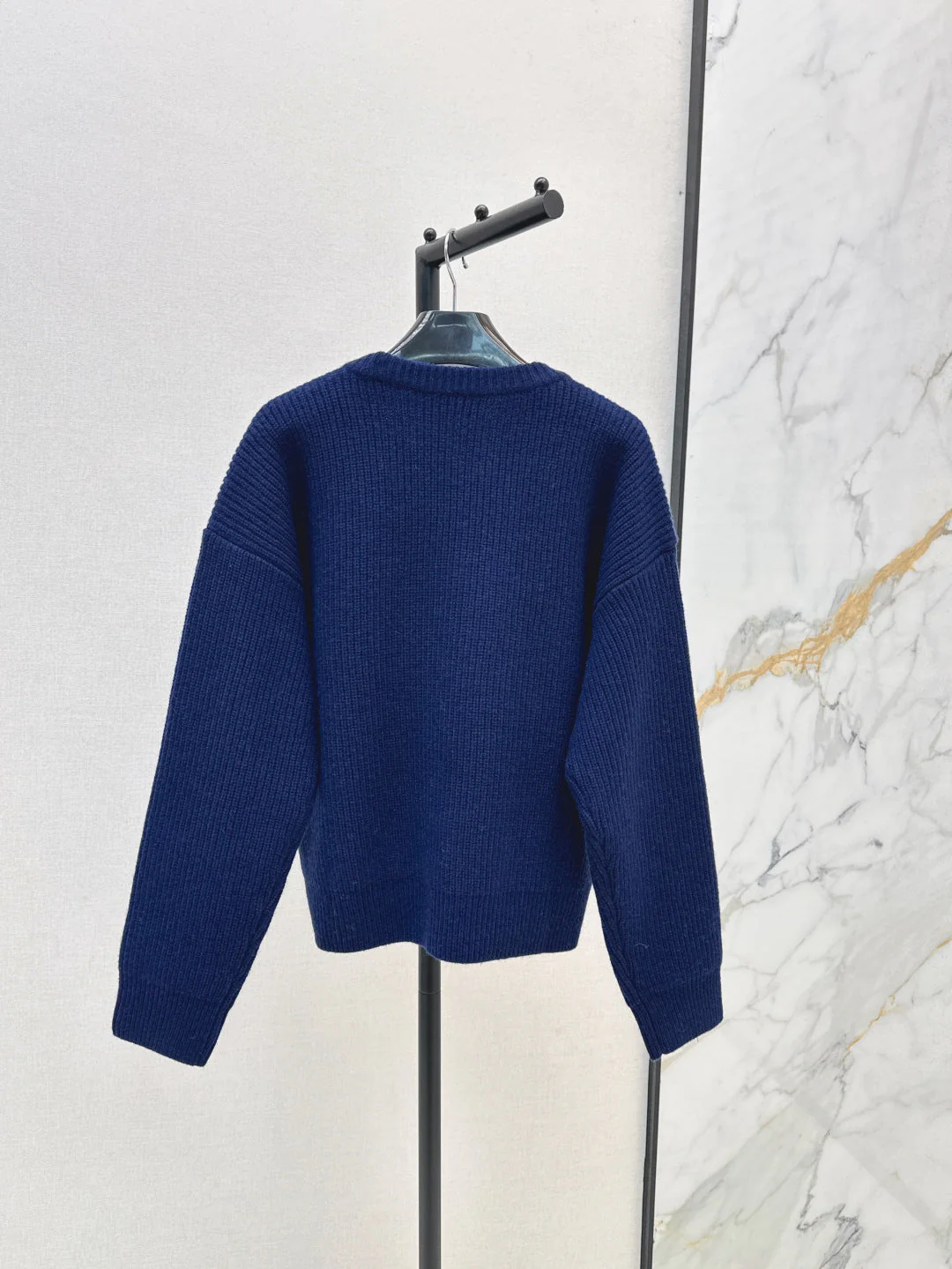 Celi 25fw embroidered sweater