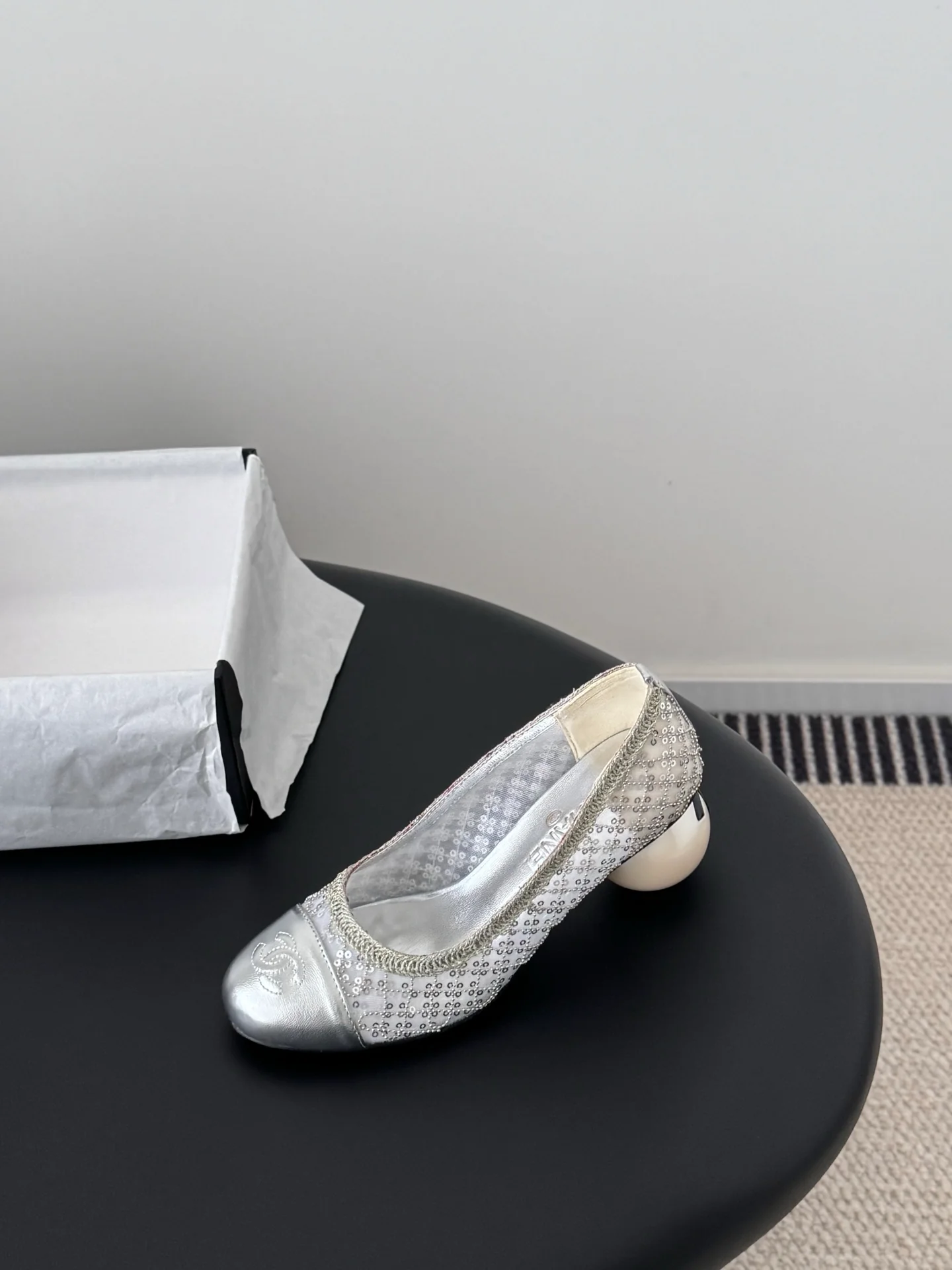 Chan 26ss pearl mary jane chunky heel