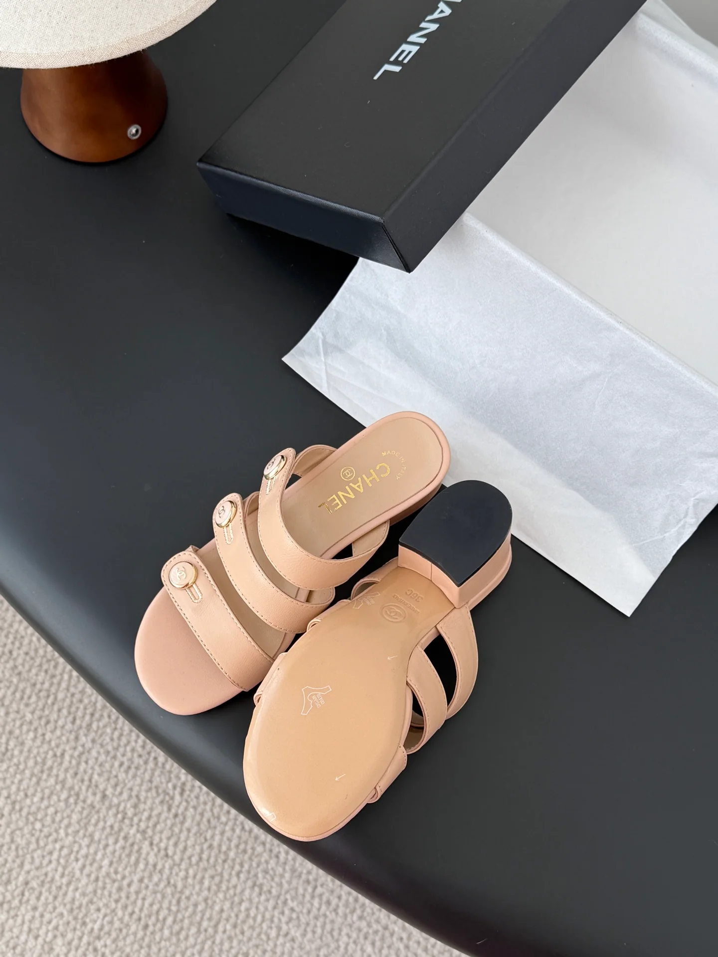 Chan 26ss sandals
