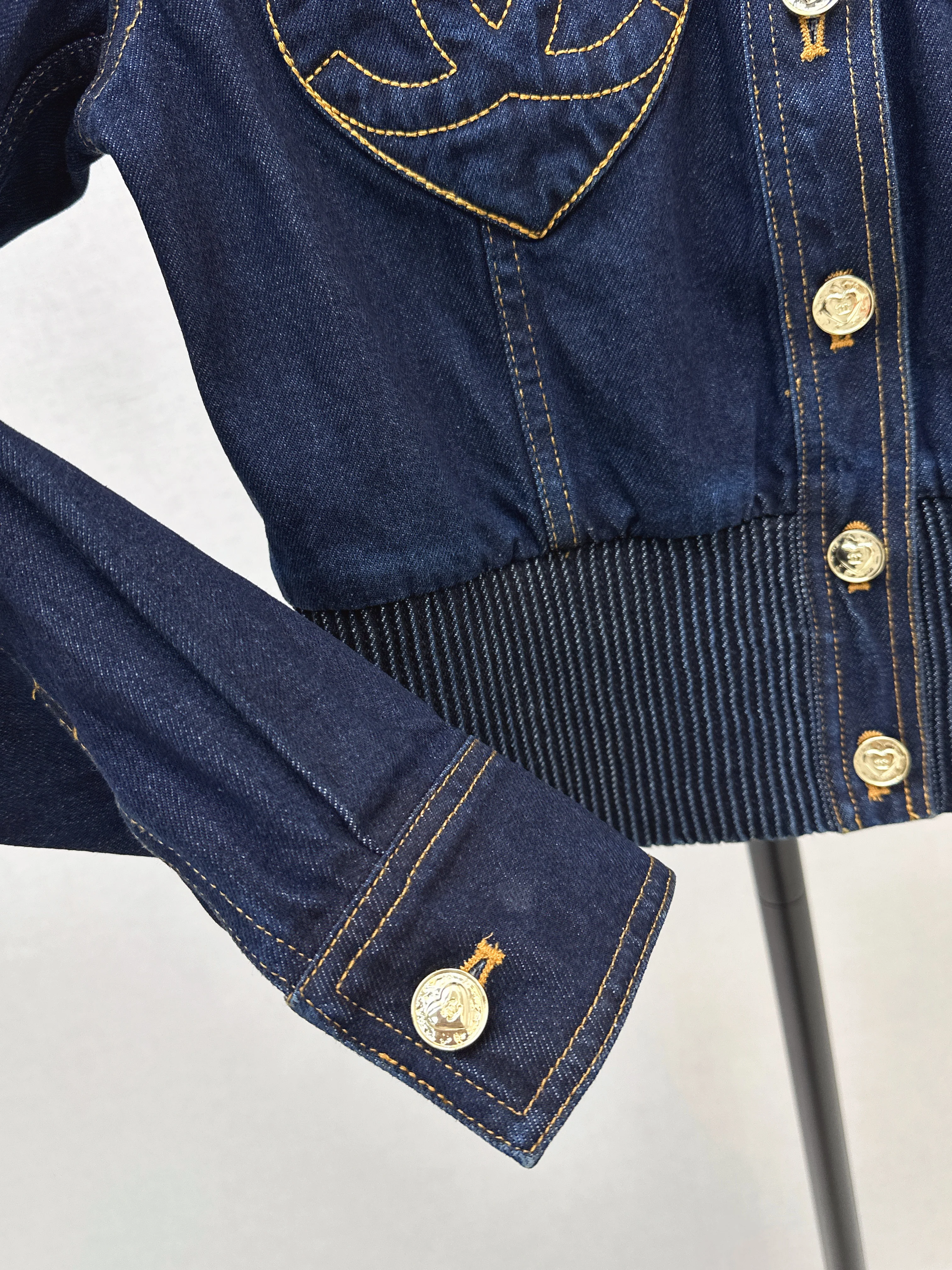 Chan 26ss heart denim jacket