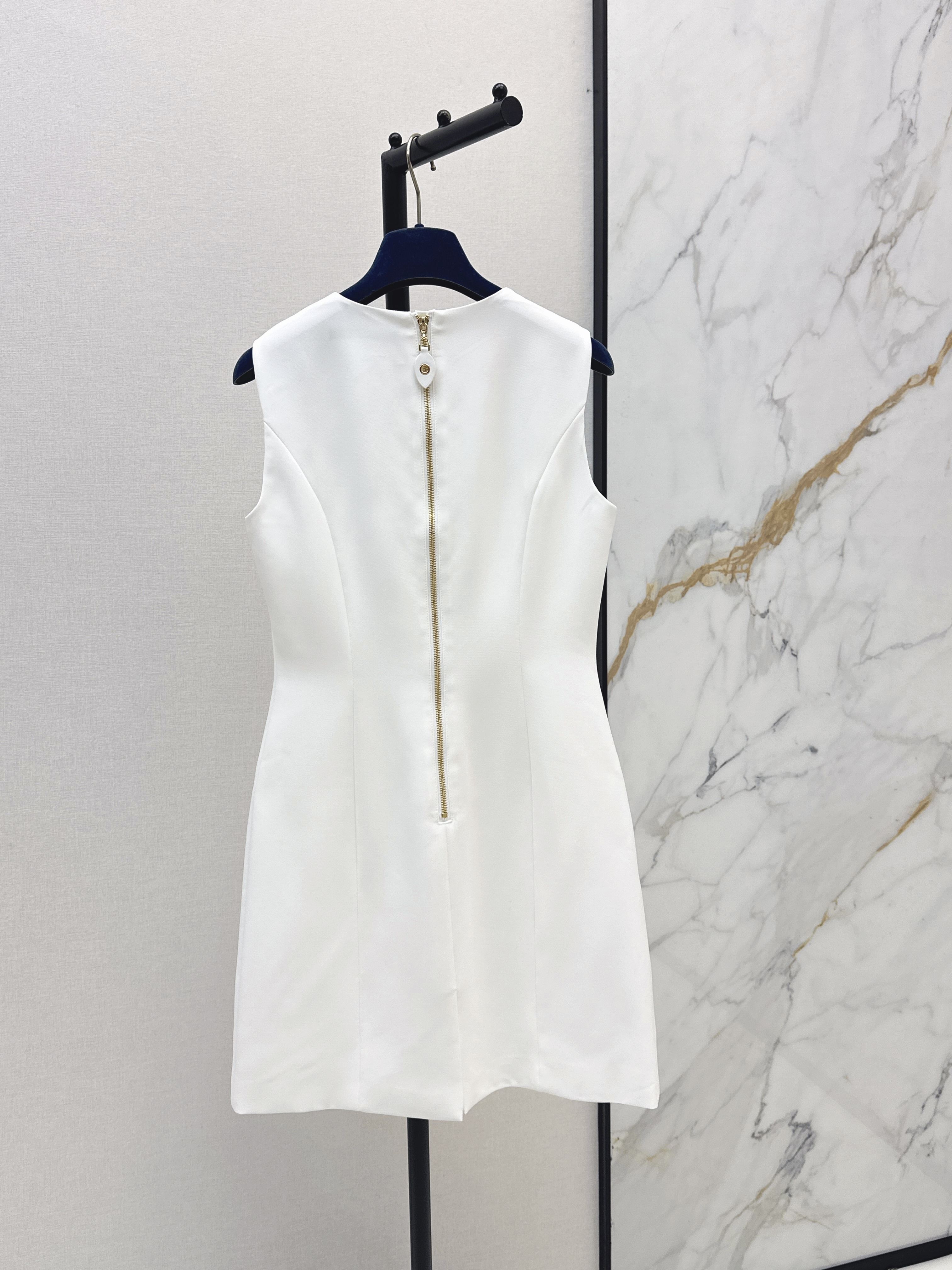 Louis 26SS Sleeveless Shift Mini Dress