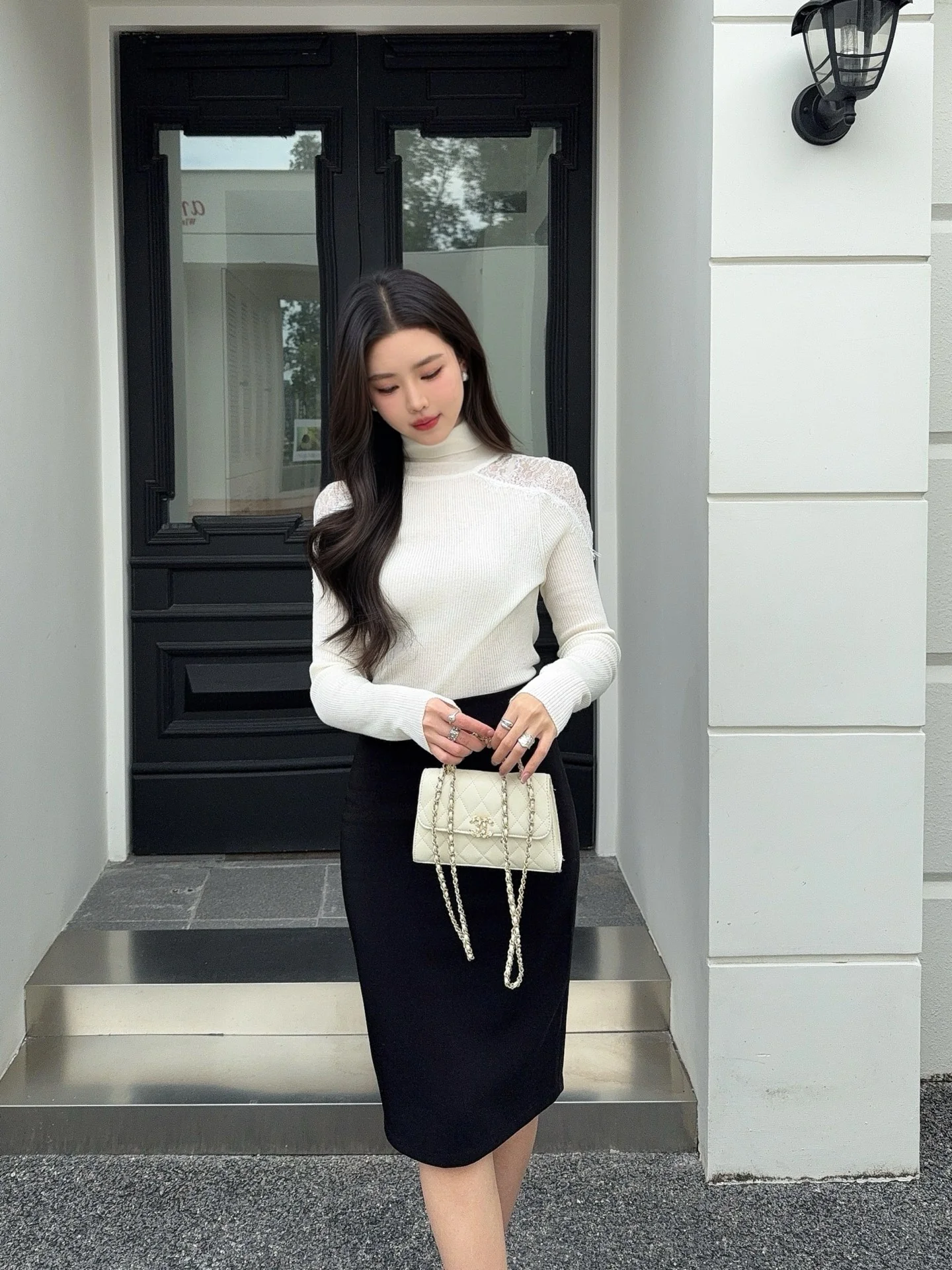 ES 25fw lace sweater