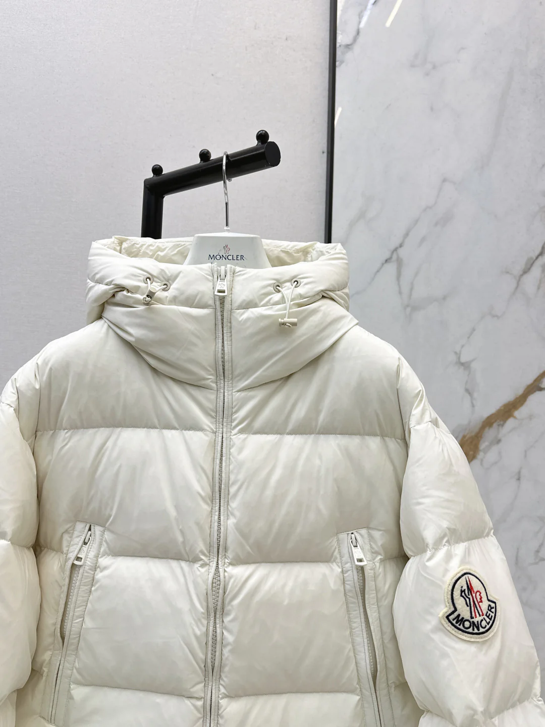 Monc 25fw down jacket