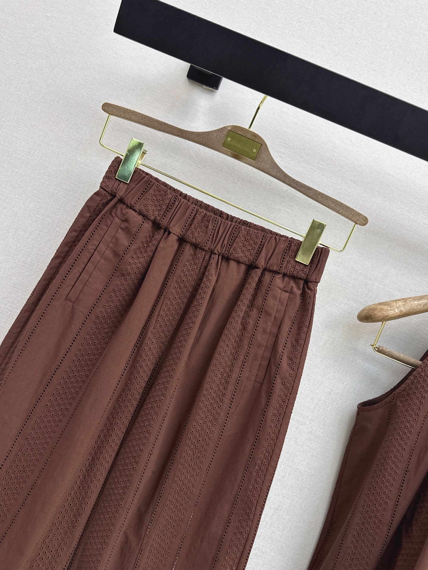 Brun 26ss sleeveless A-line top pants set