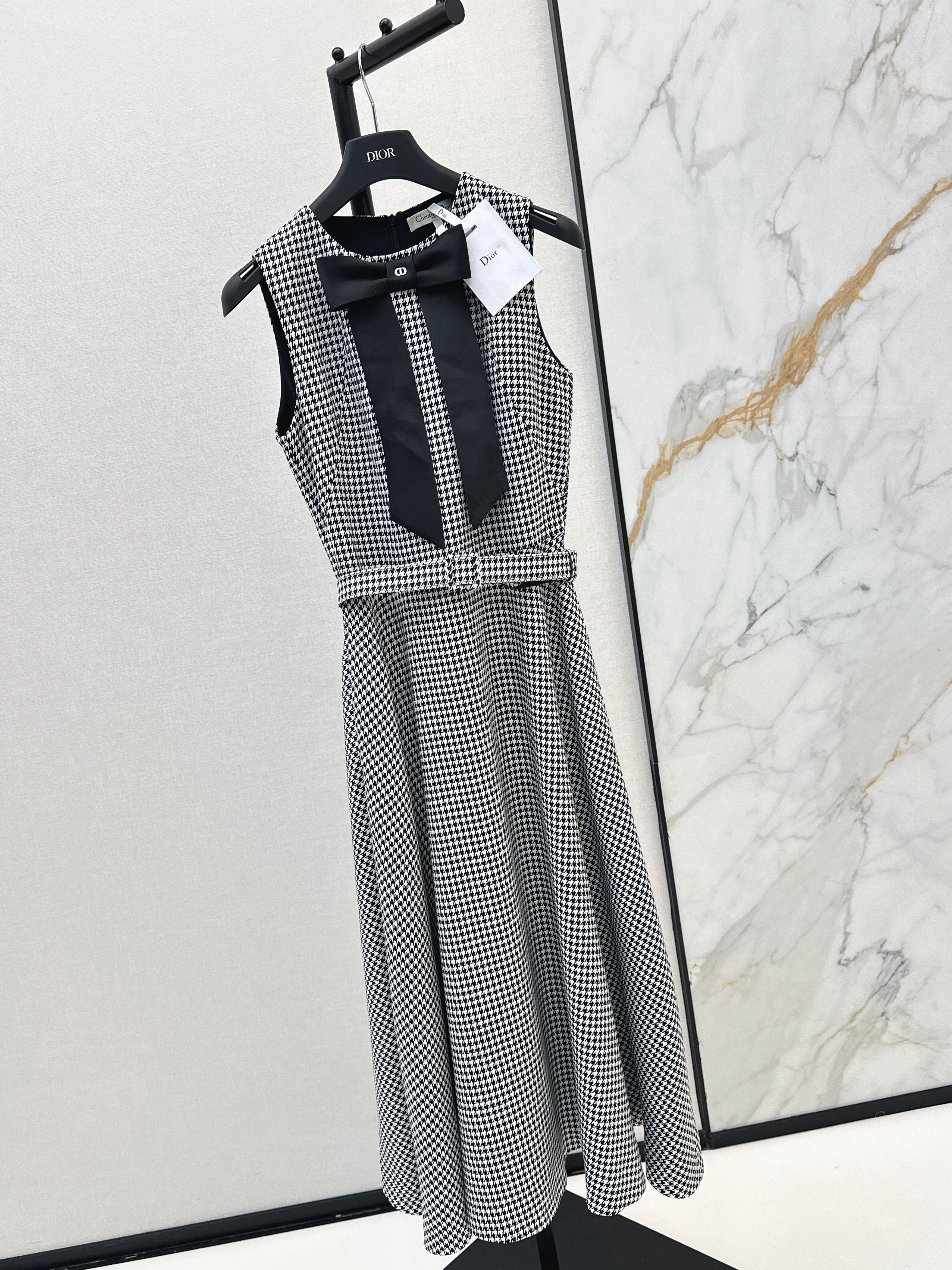 CD 26ss houndstooth dress