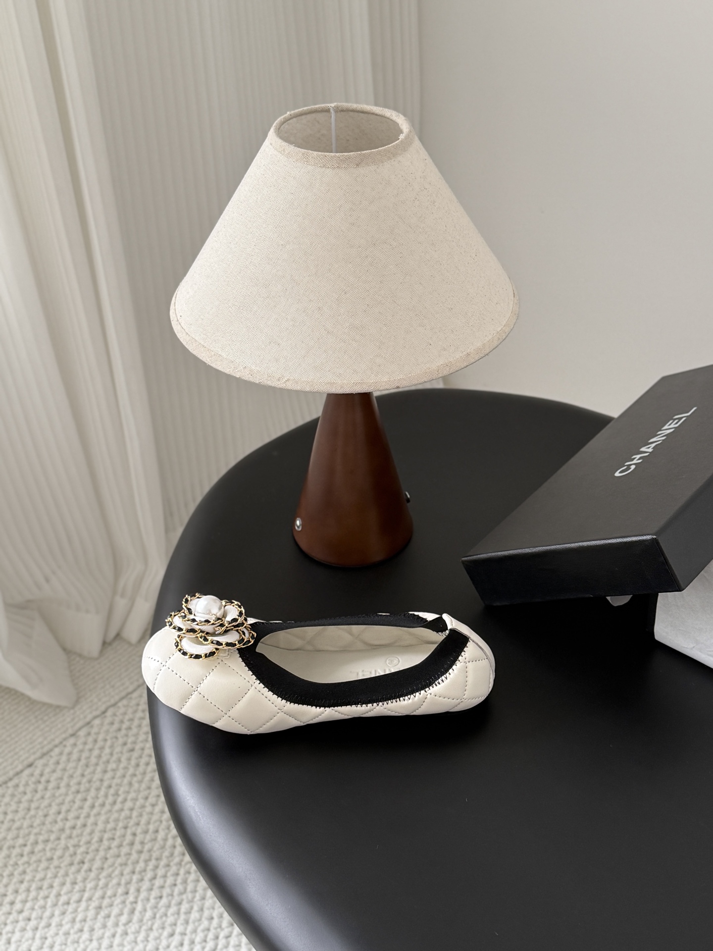 Chan 26ss camellia pumps