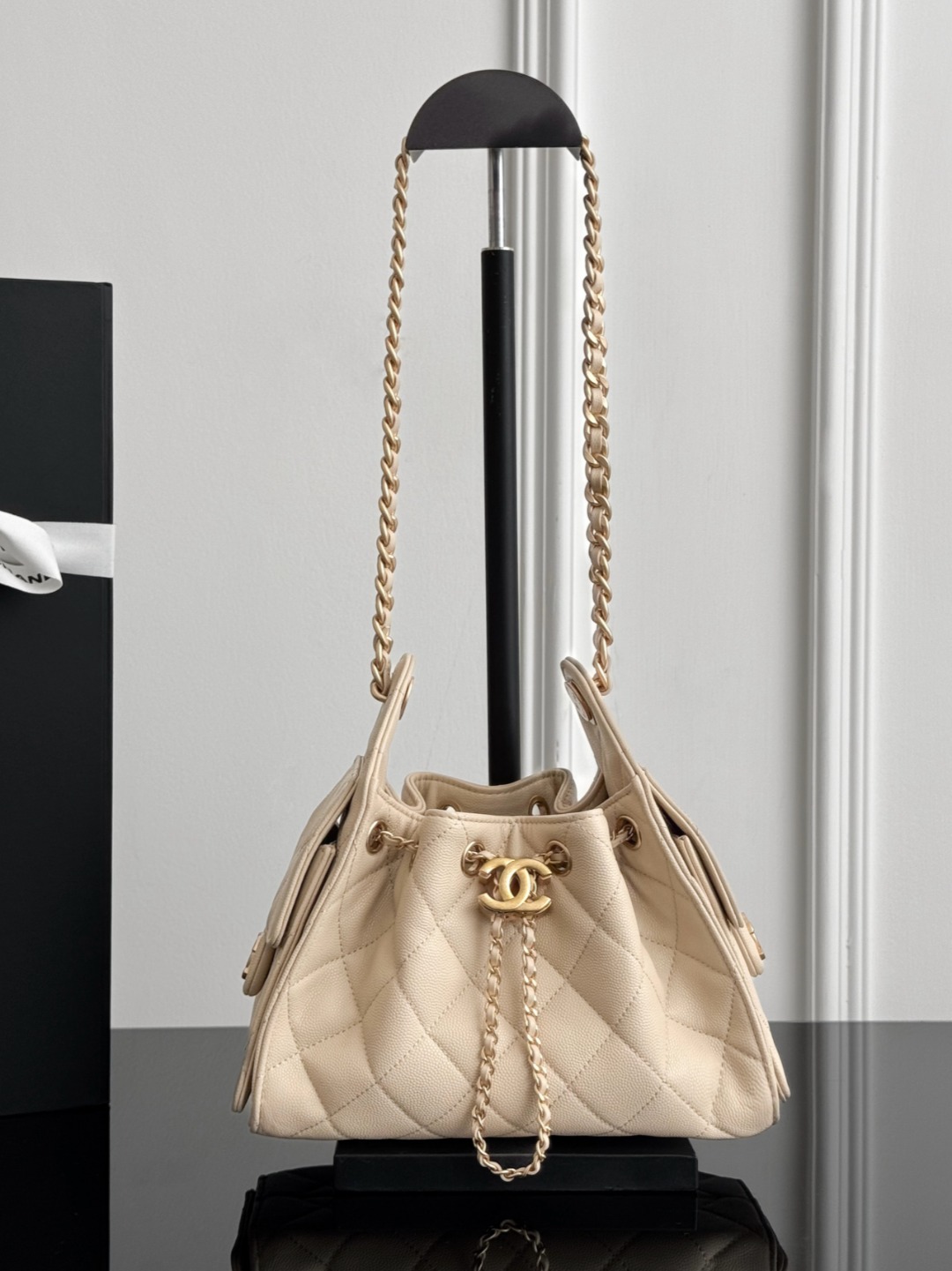 Chan 26S hobo bag