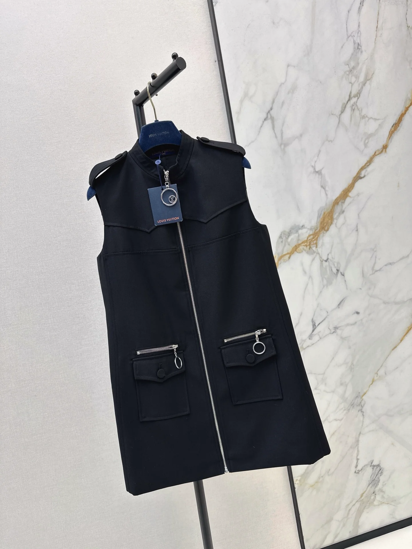 Louis 25fw zip-up sleeveless dress