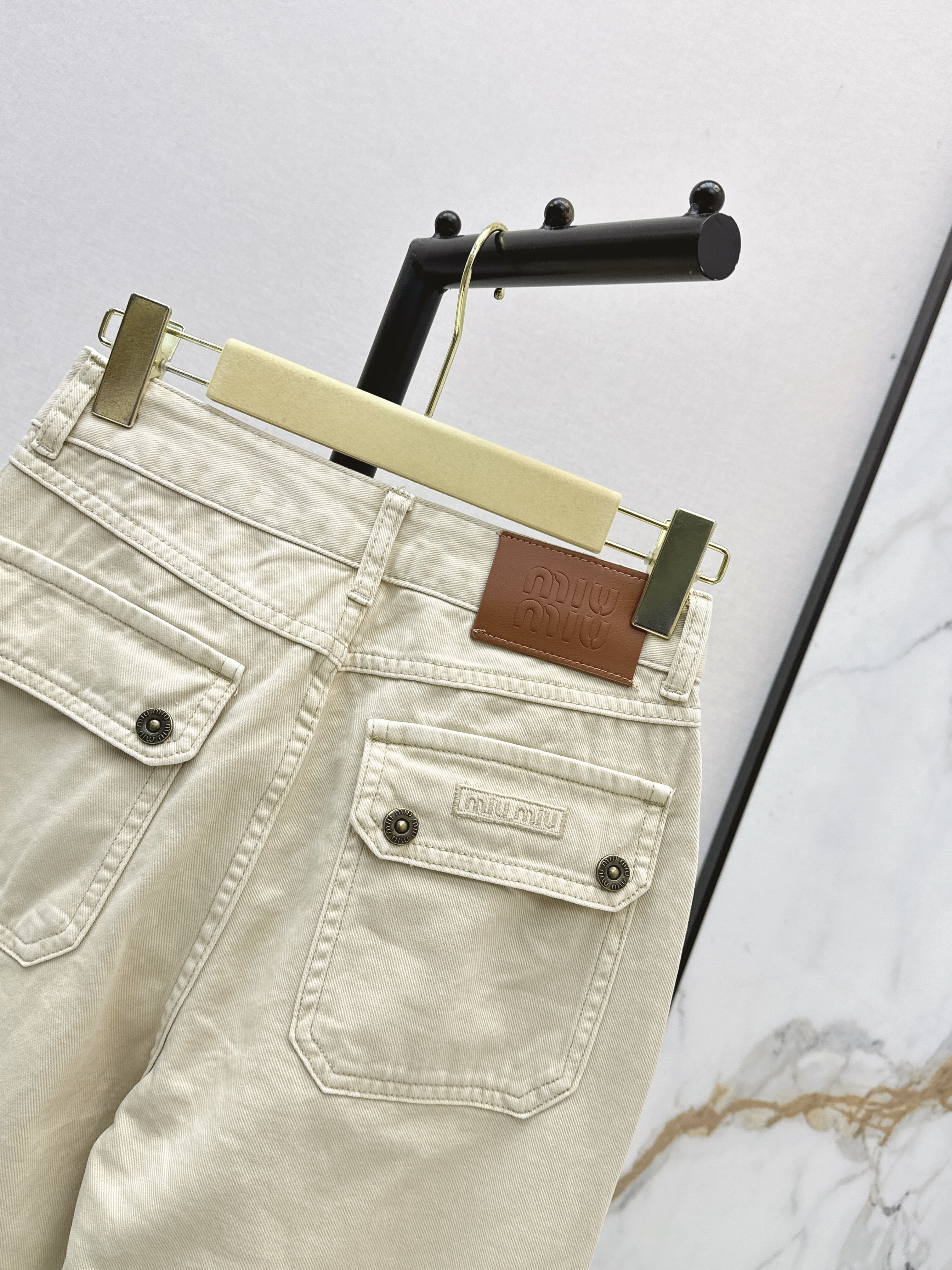 Miu 26ss straight-leg jeans