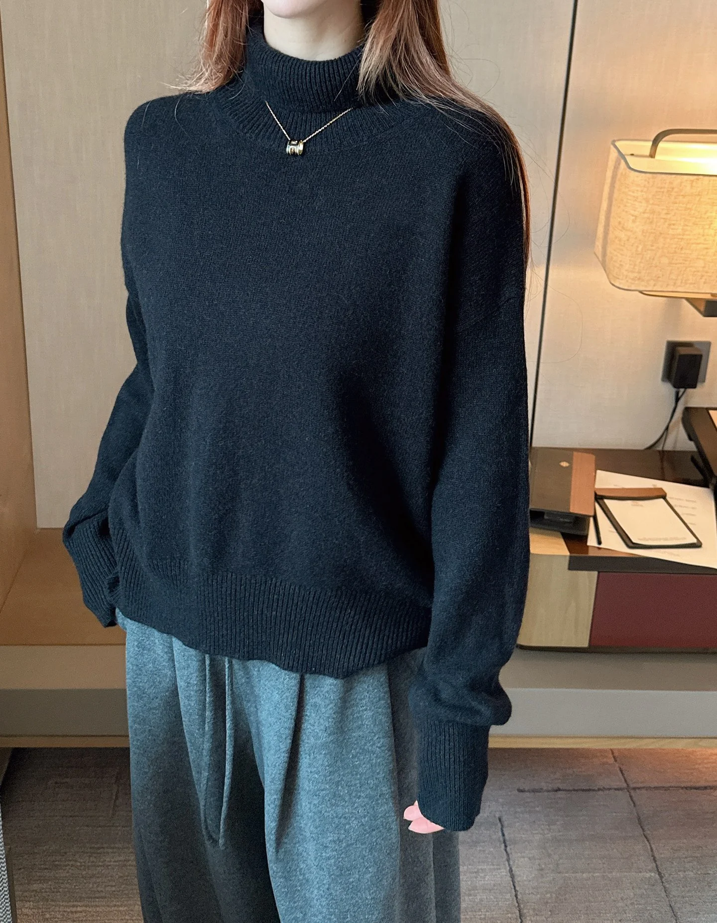 Celi 25fw turtleneck sweater